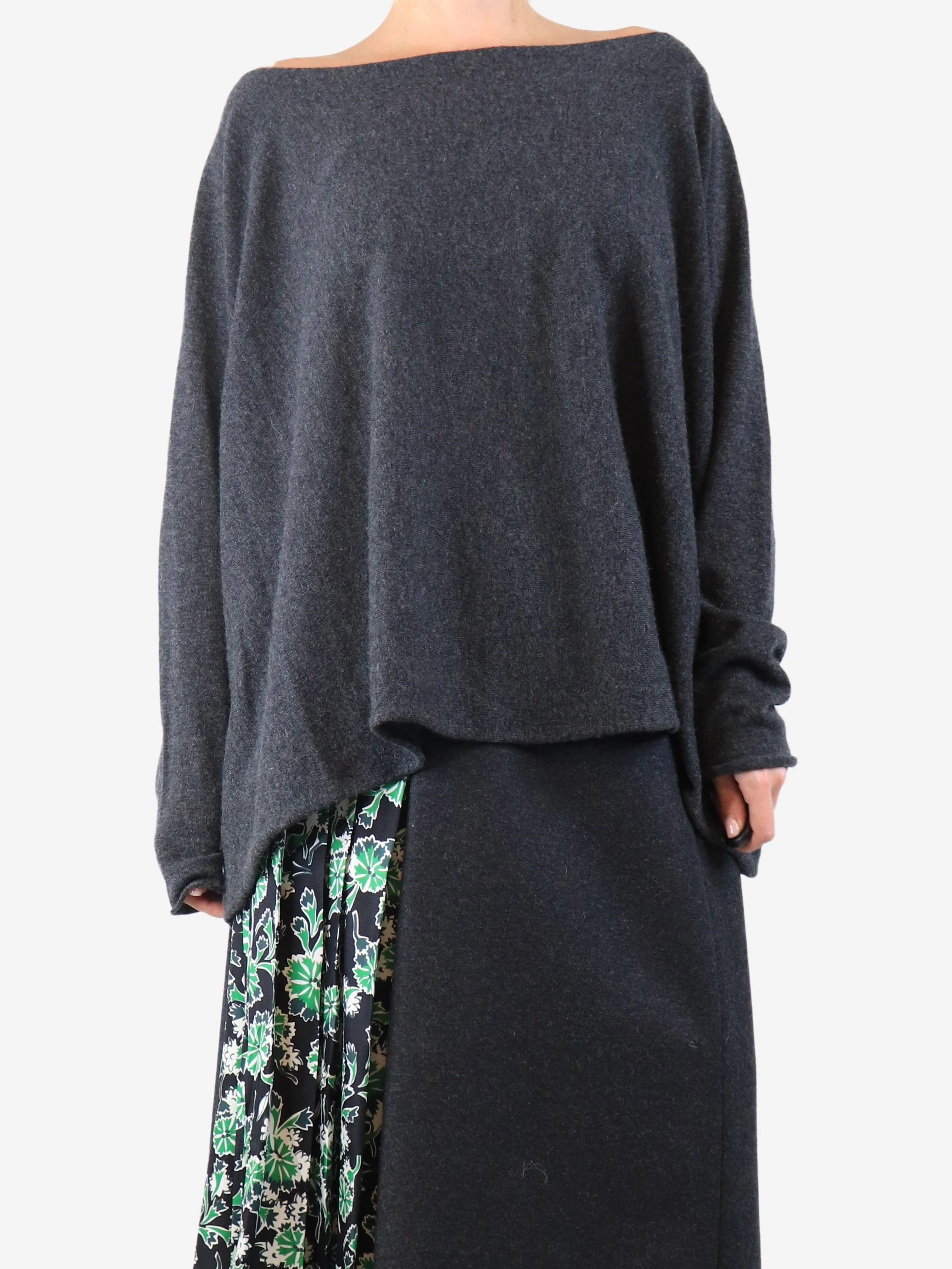 Dark grey cashmere jumper - size M - Image 3
