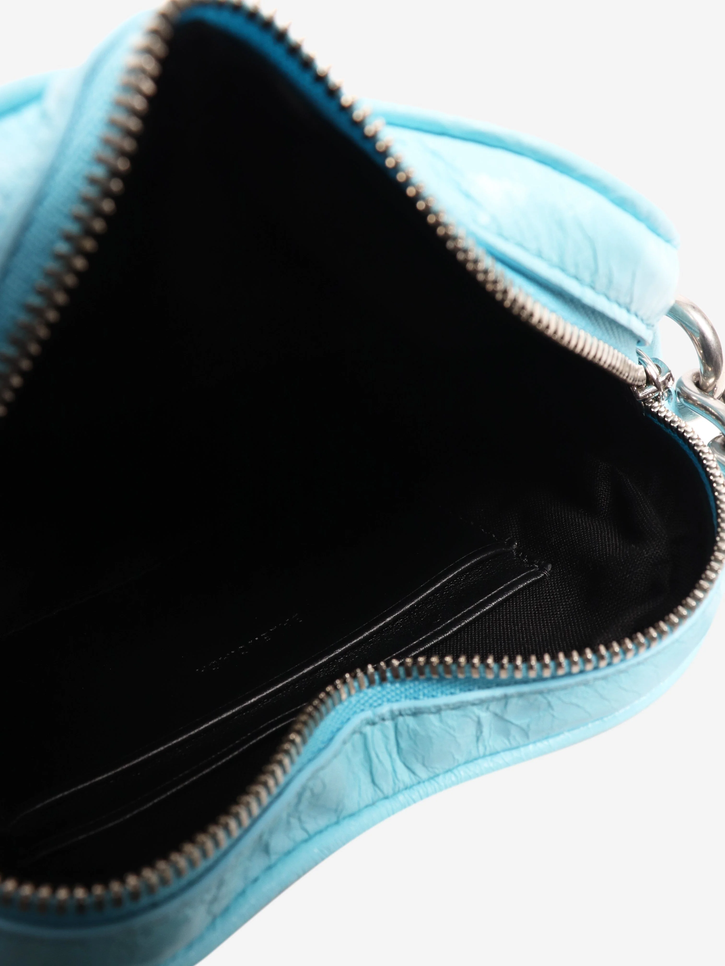 Blue heart city bag - Image 7