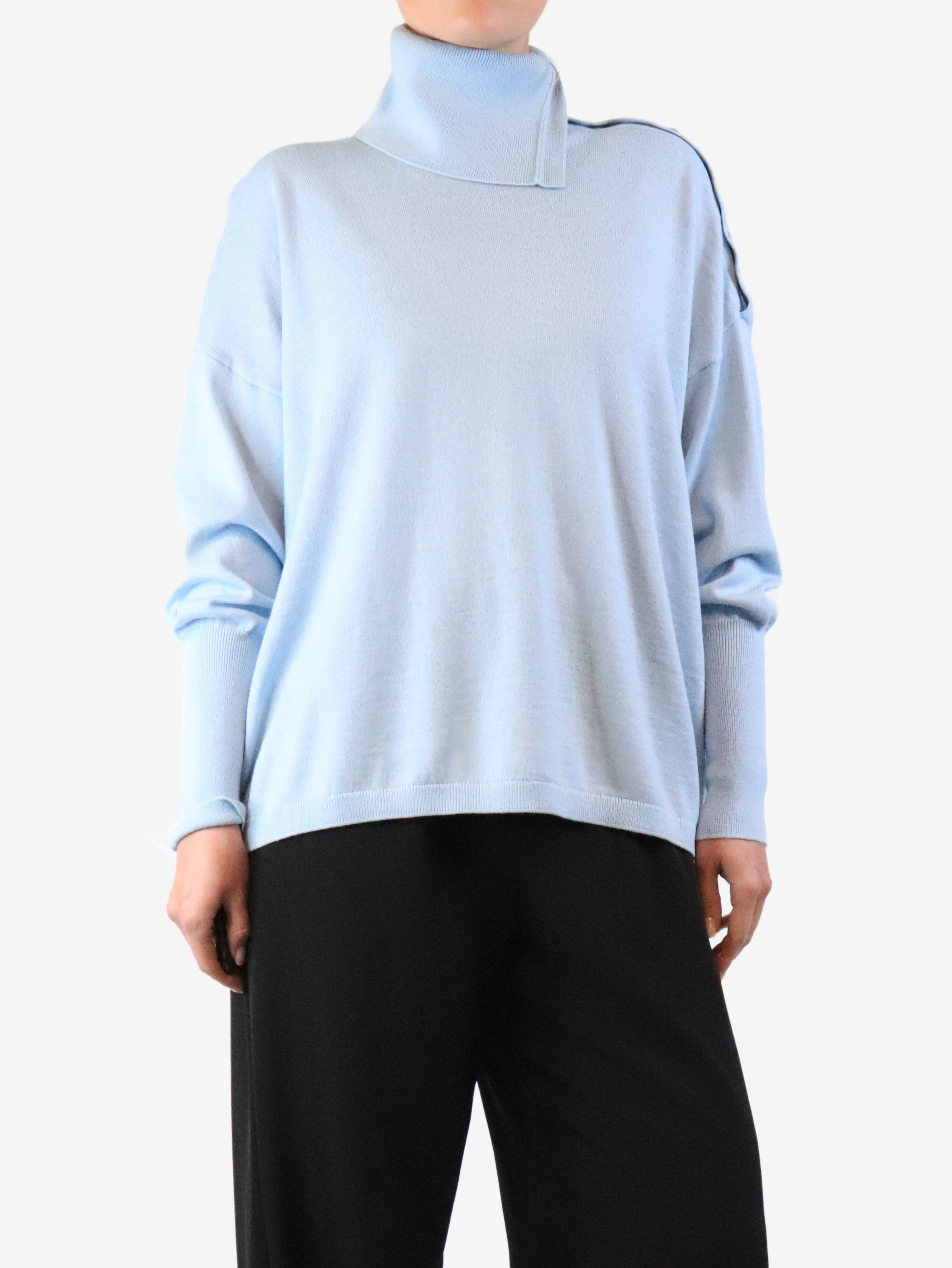 Light blue high-neck jumper - size L