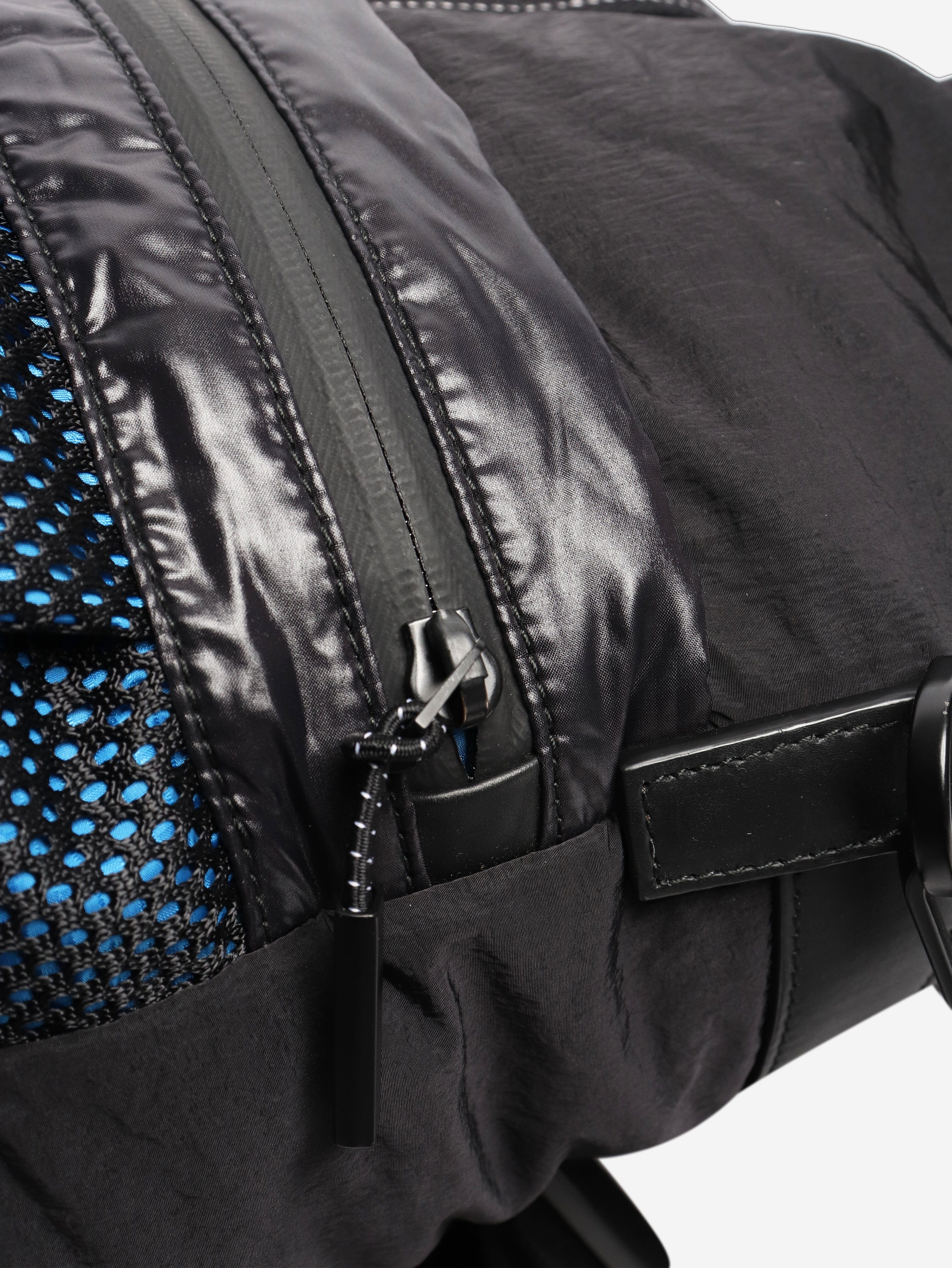 Black nylon padded tote bag - Image 6