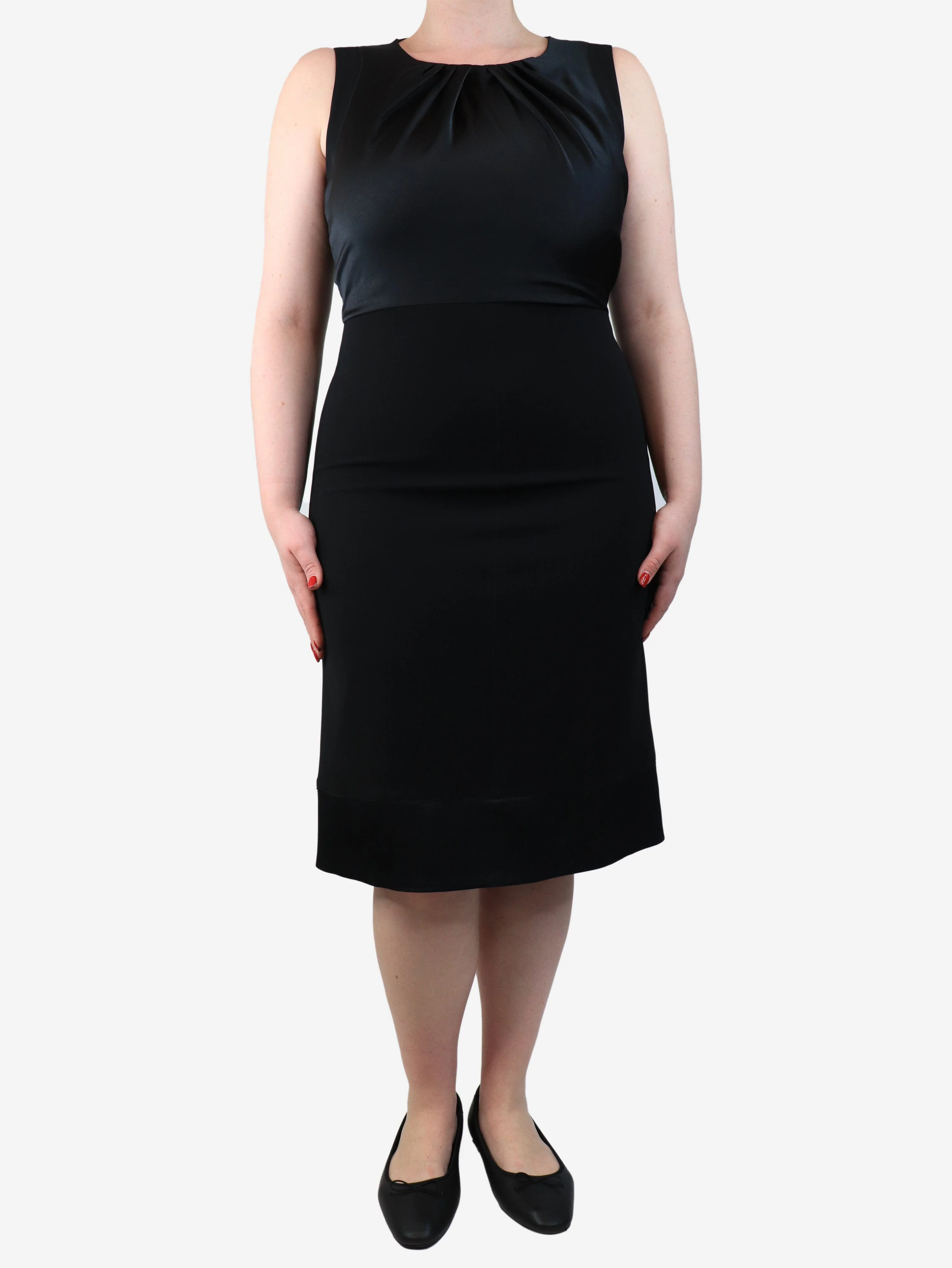 Black sleeveless sateen midi dress