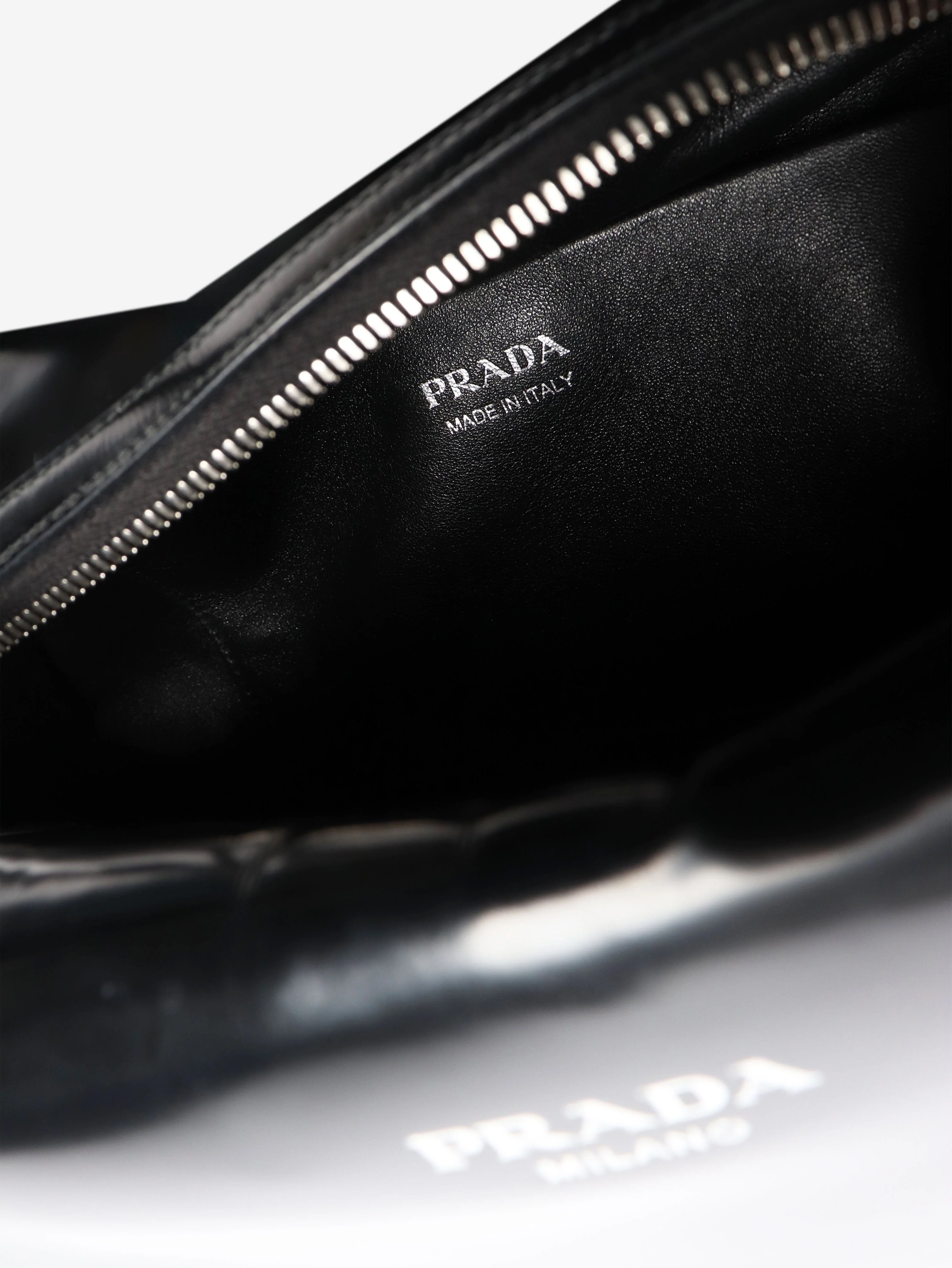 Black Supernova brushed leather tote bag - size - Image 6