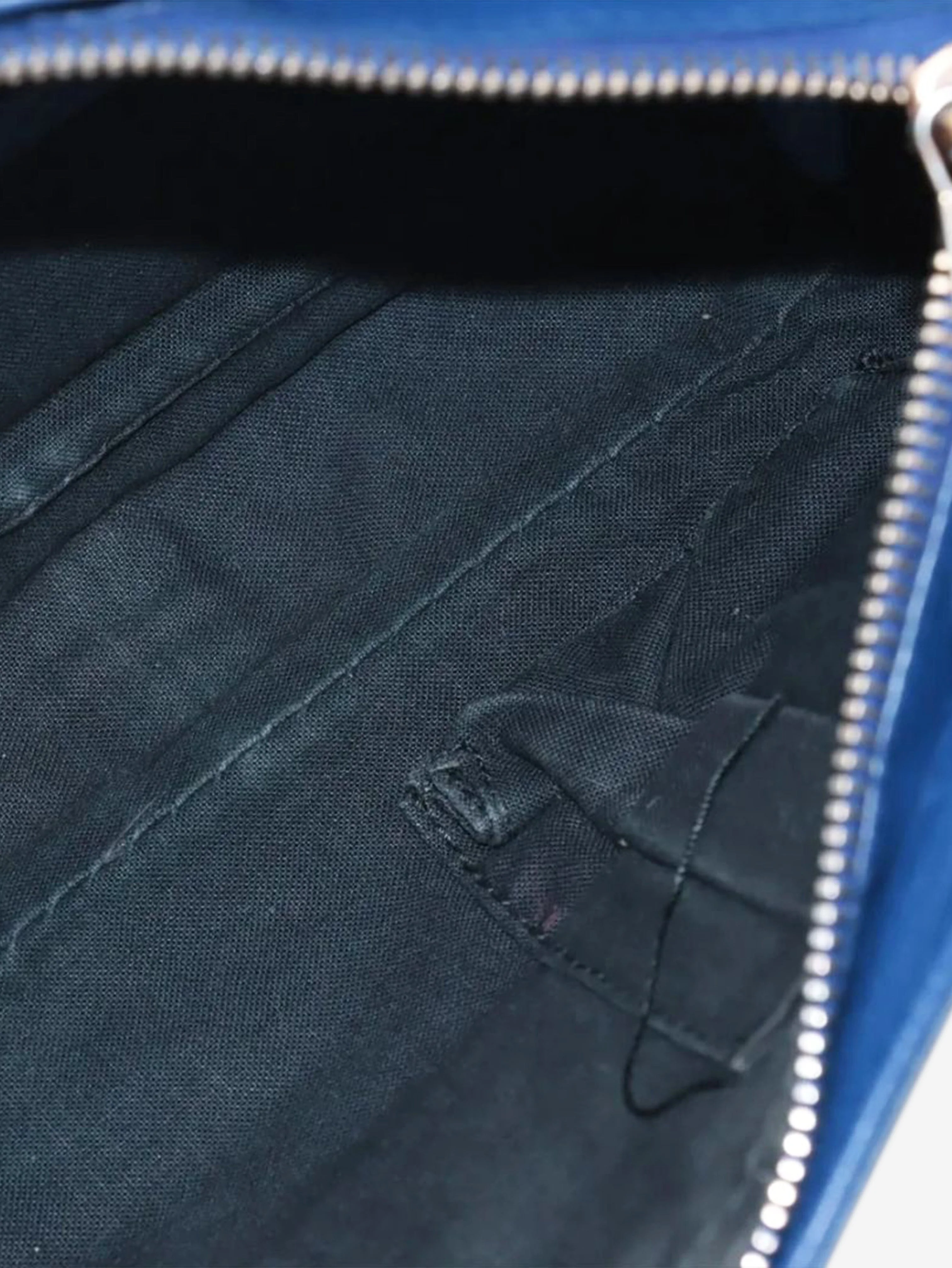 Blue Giant Hip bag - Image 6