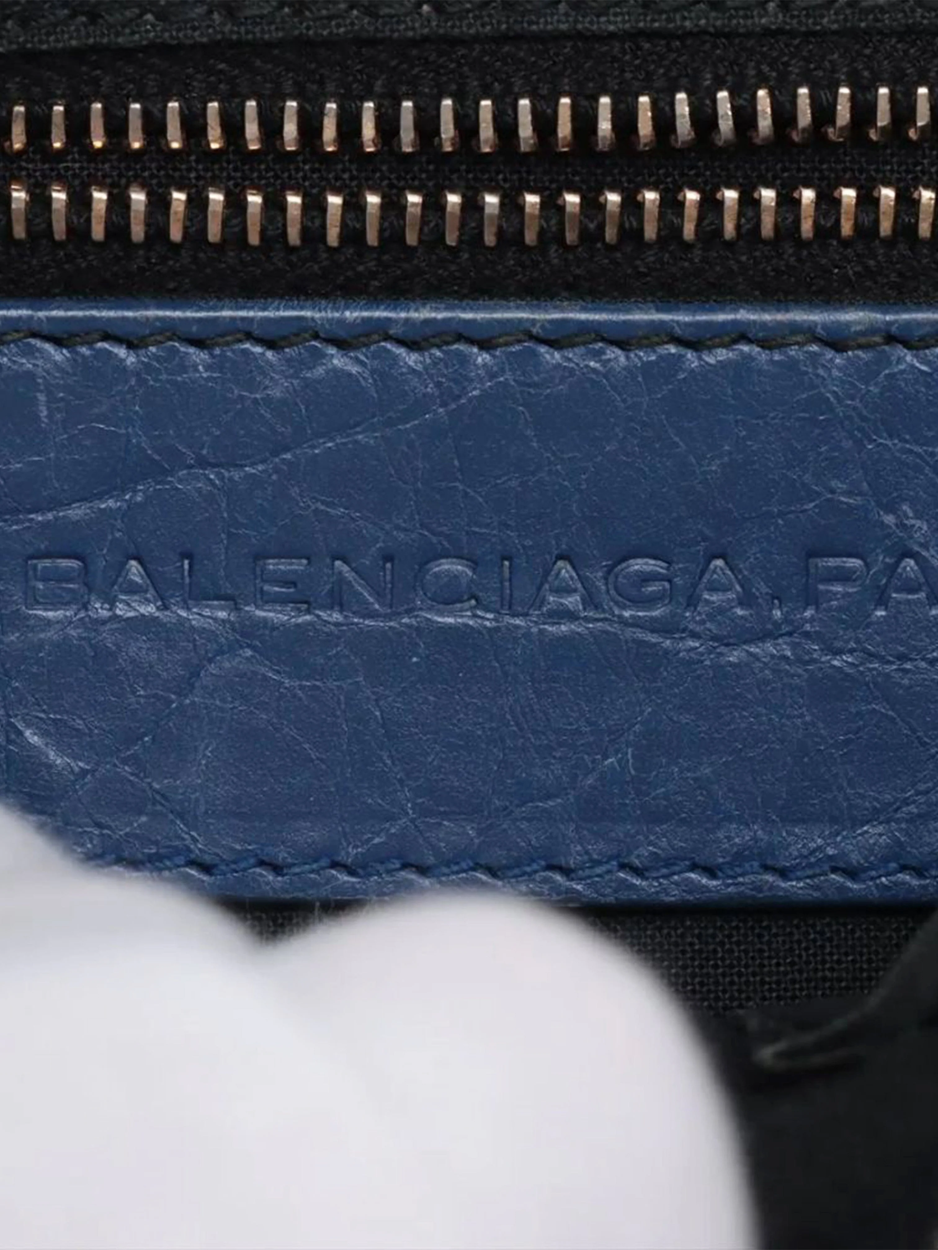 Blue Giant Hip bag - Image 8