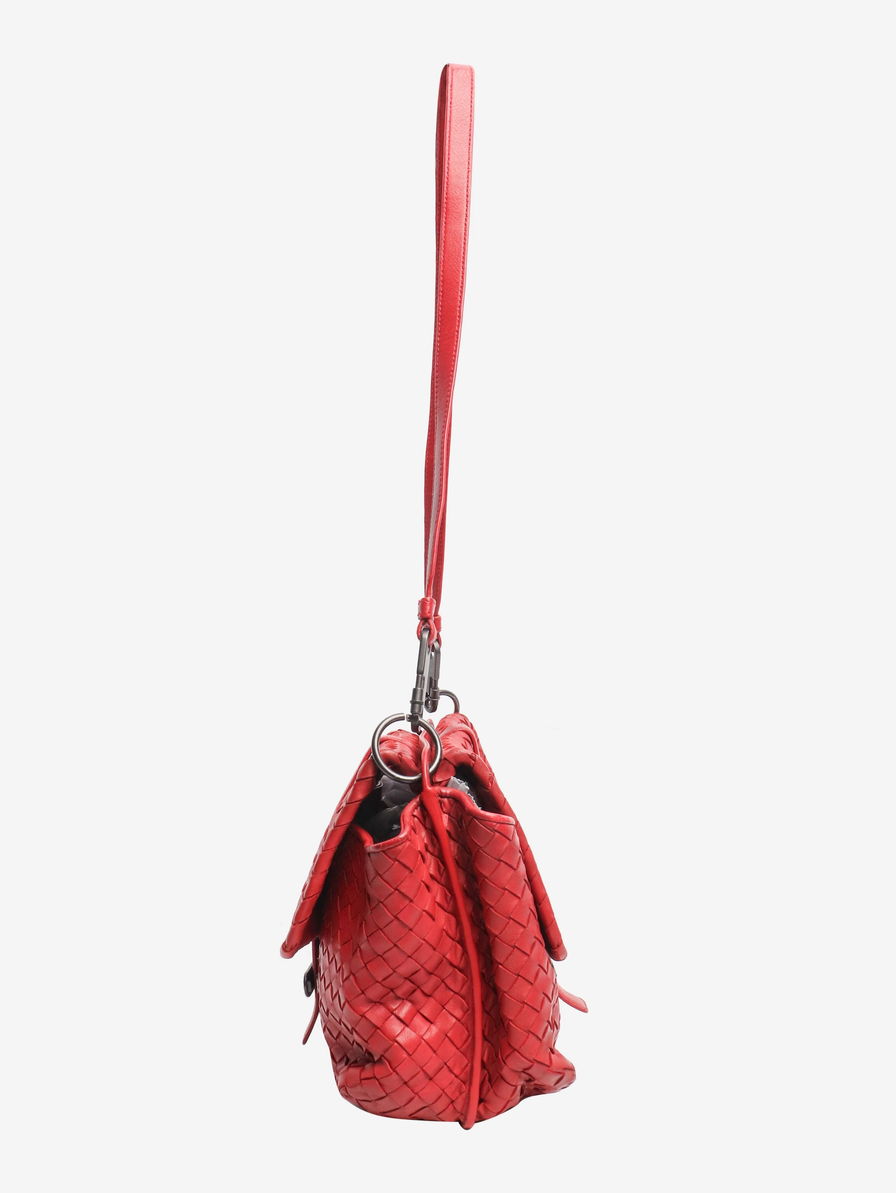 Red Intrecciato leather shoulder bag - Image 4