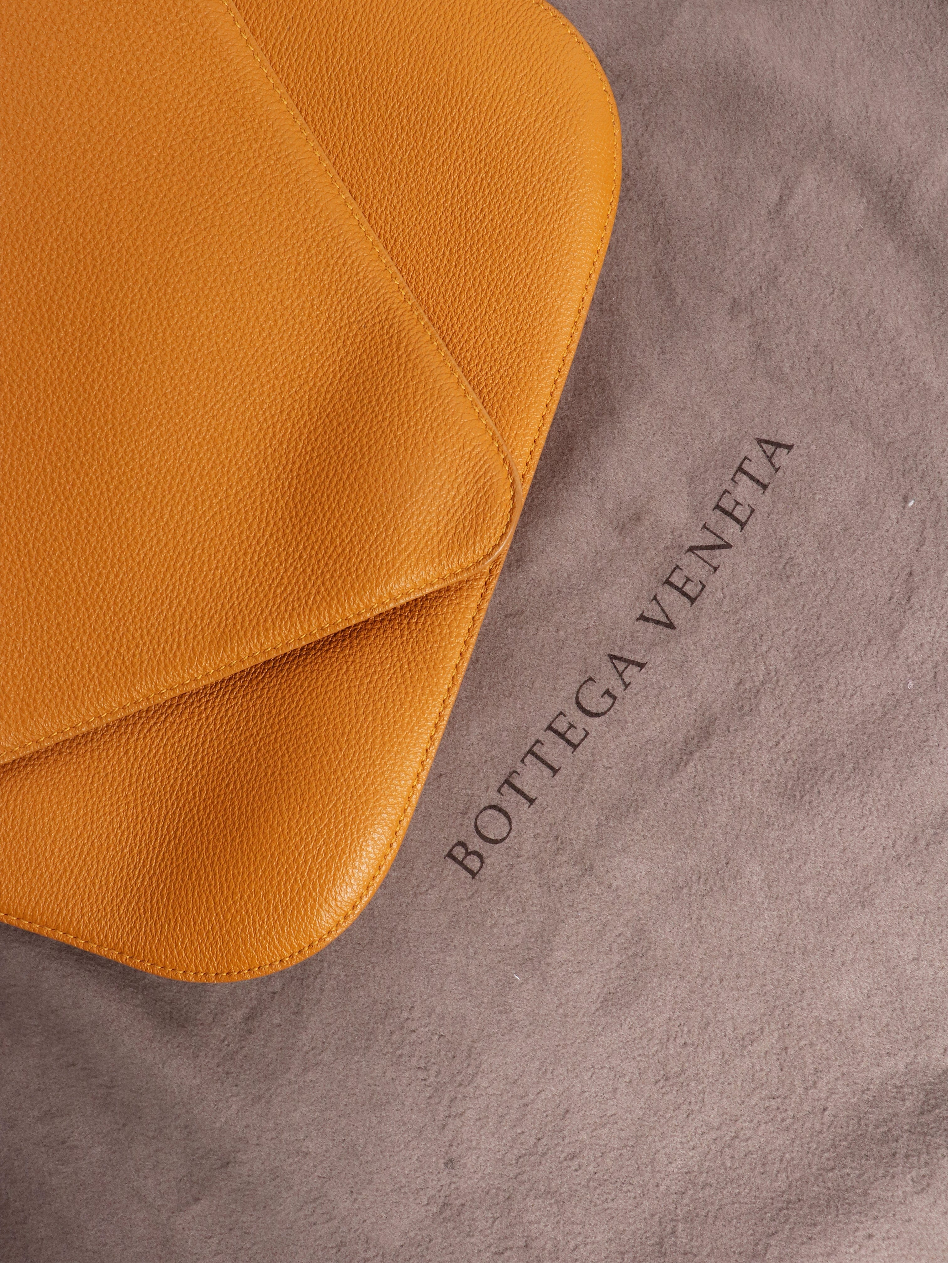Yellow envelope crossbody bag - Image 8