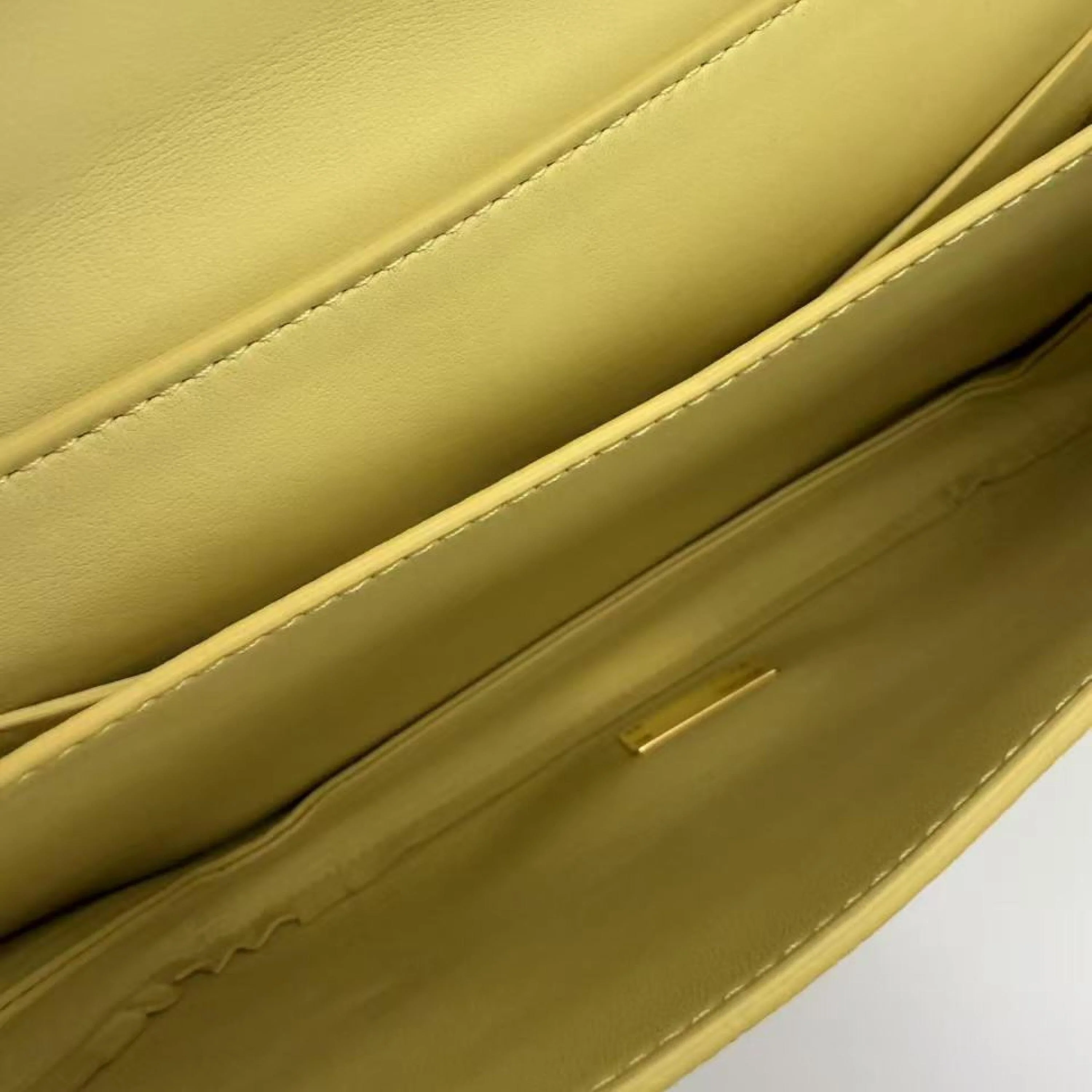 Yellow Mount leather crossbody bag - Image 4