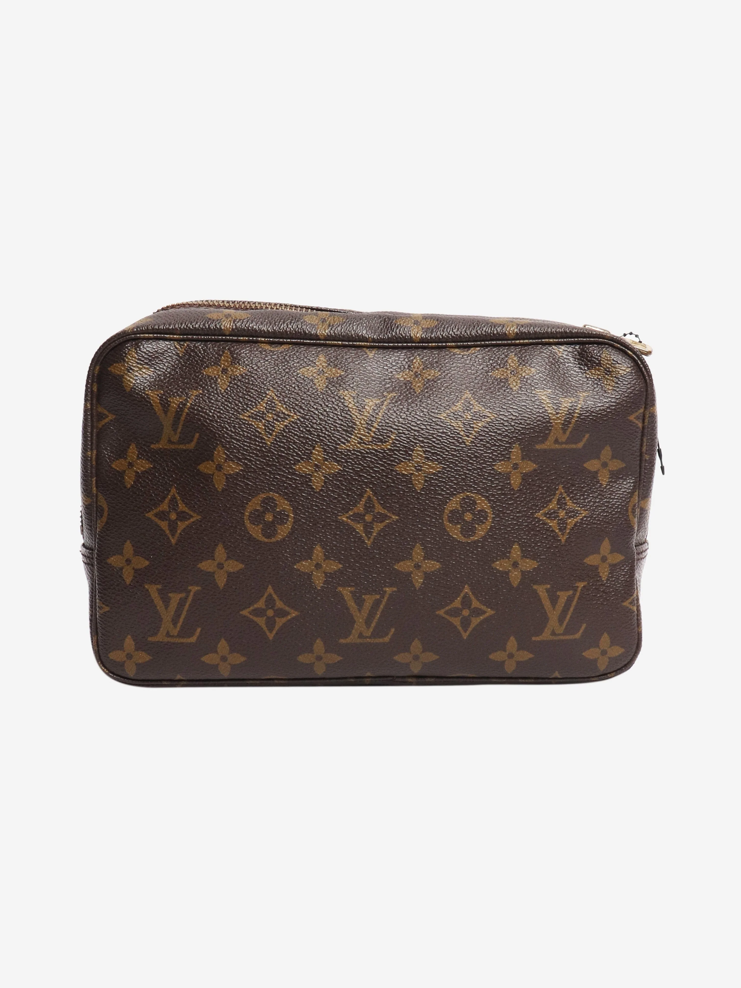 Brown Monogram cosmetic MM pouch