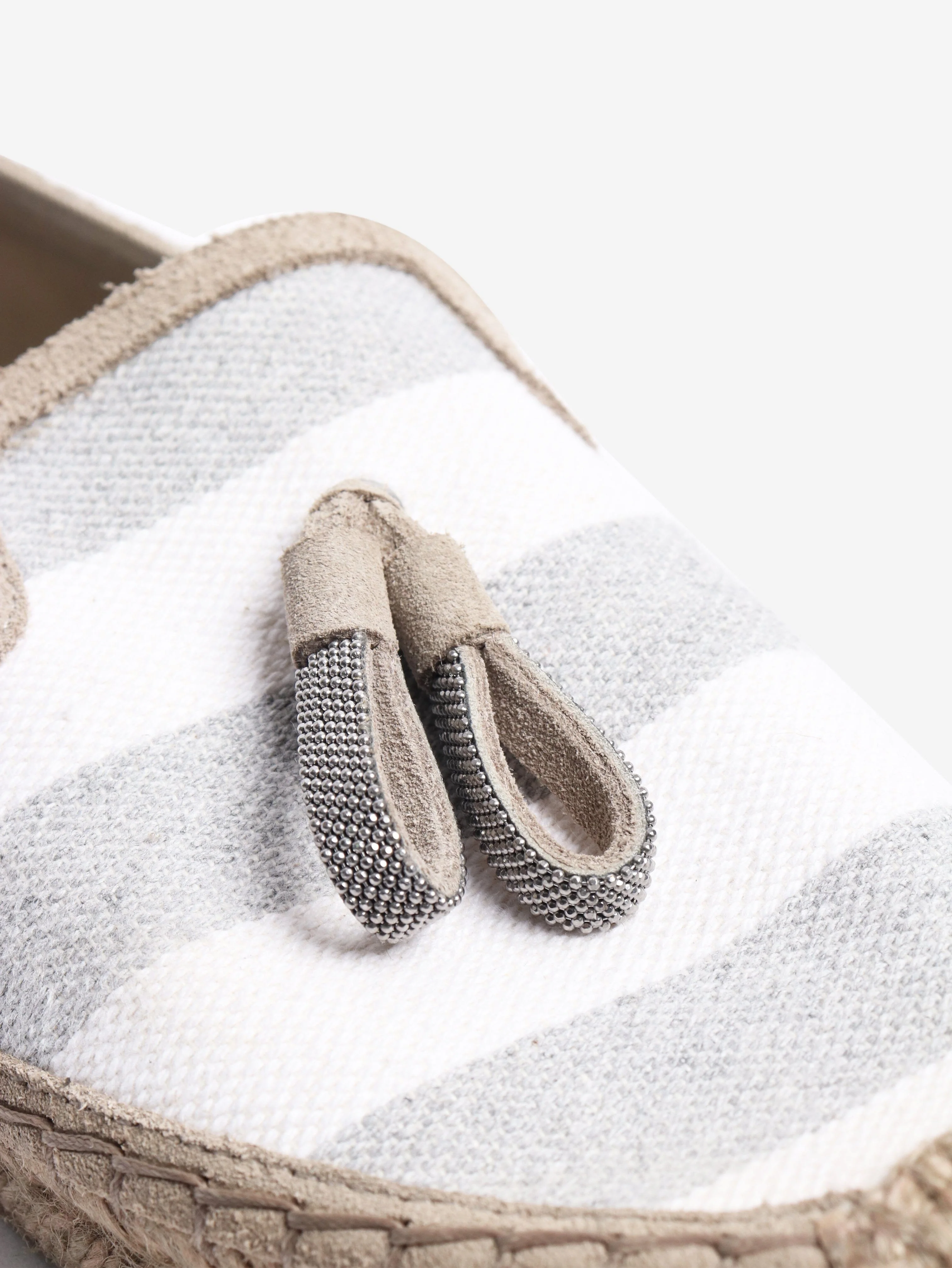 Grey and white striped espadrilles - size EU 38 - Image 4