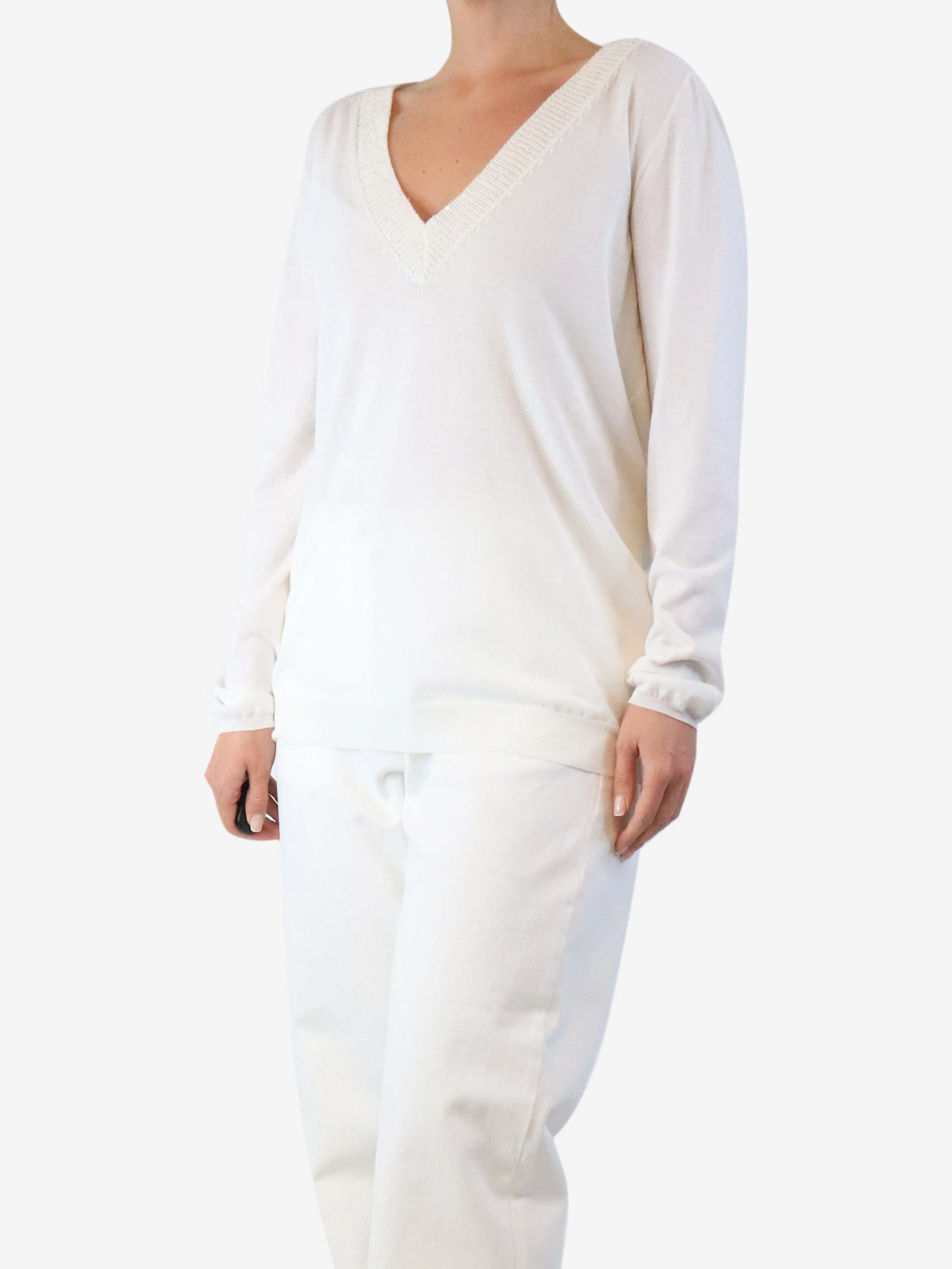 White v-neck sweater - size XL - Image 3