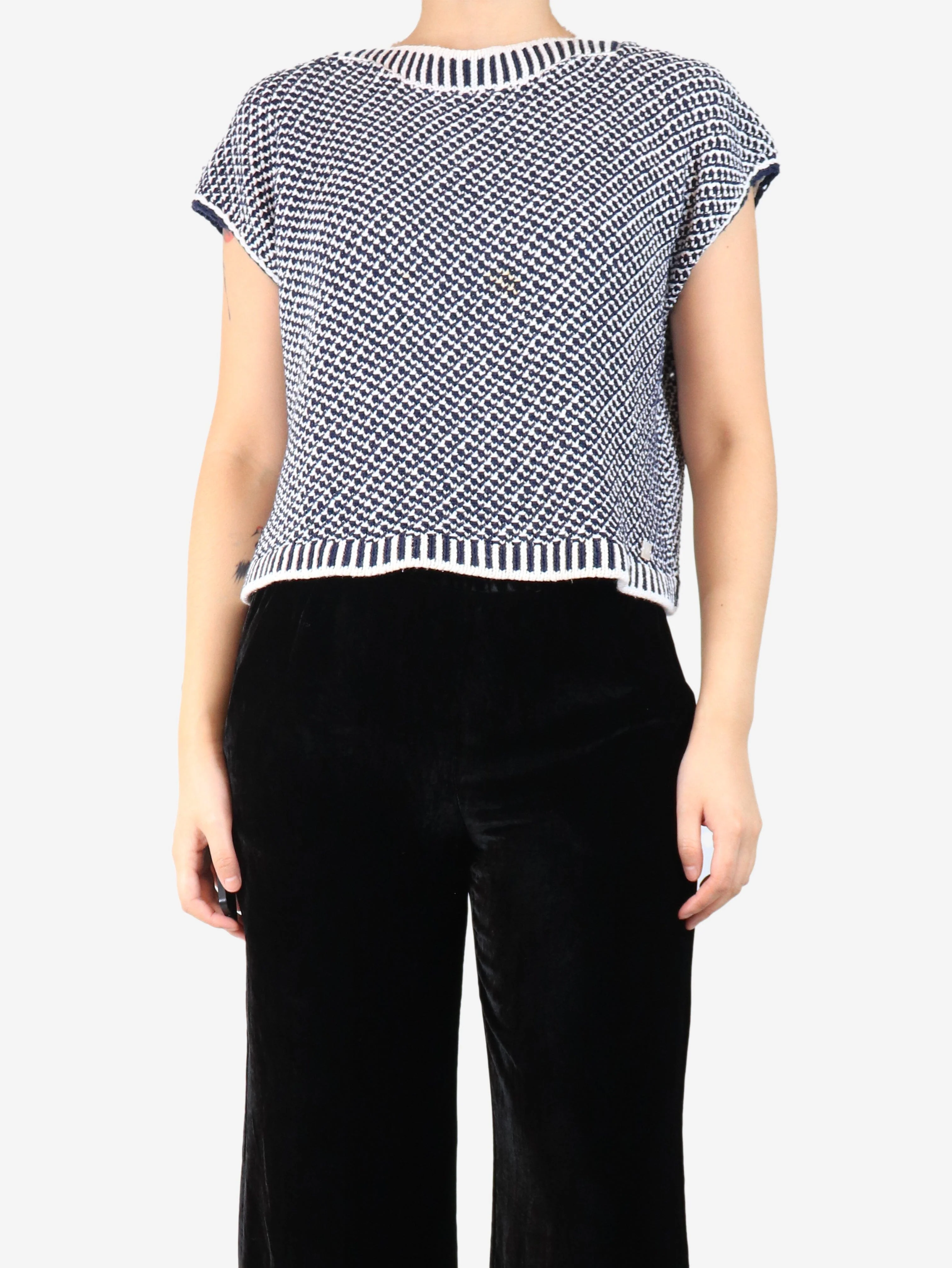 Dark blue and white sleeveless knit top - size UK 14