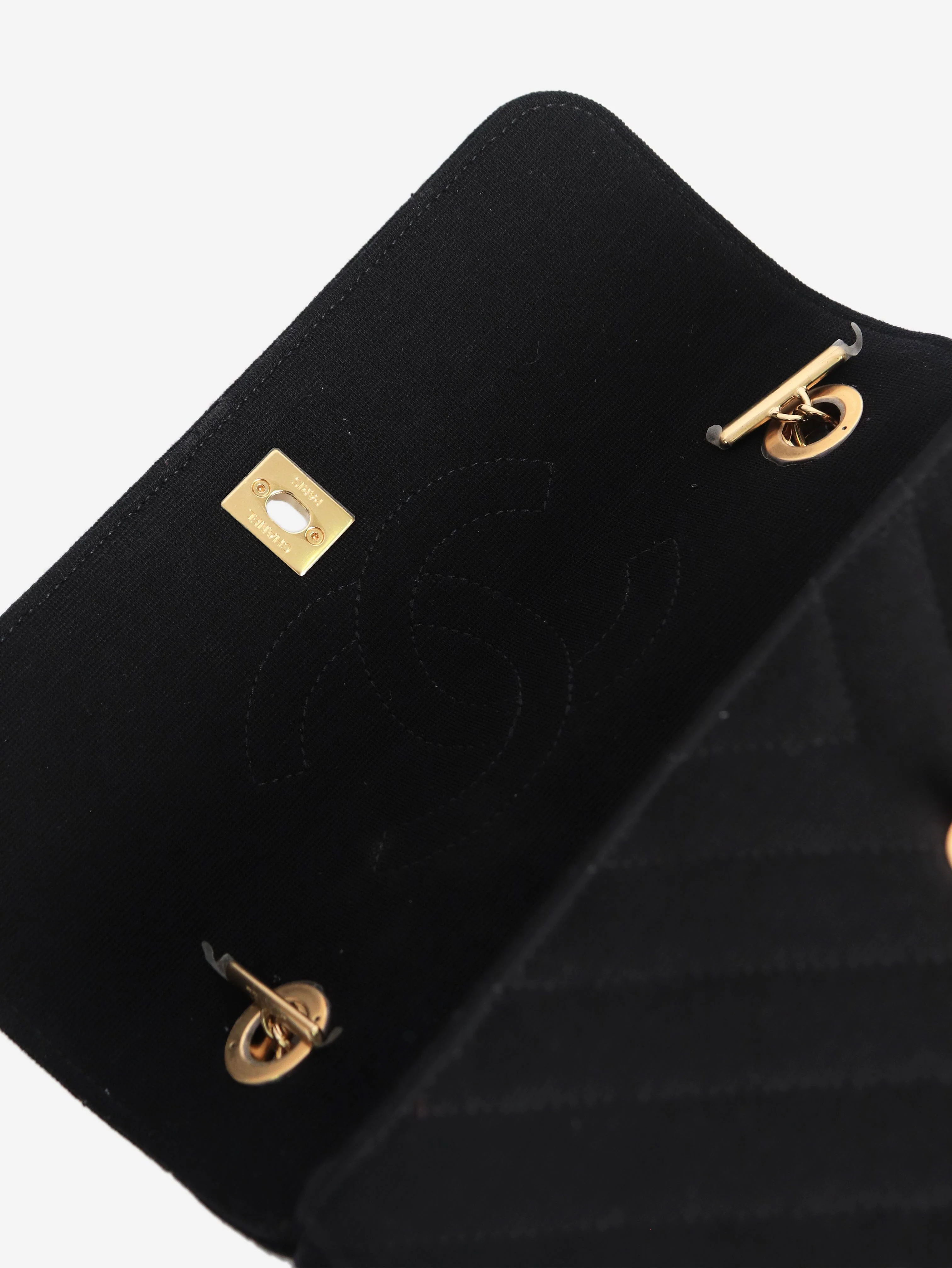 Black 2019 medium chevron-quilted jersey Trendy shoulder bag - Image 7