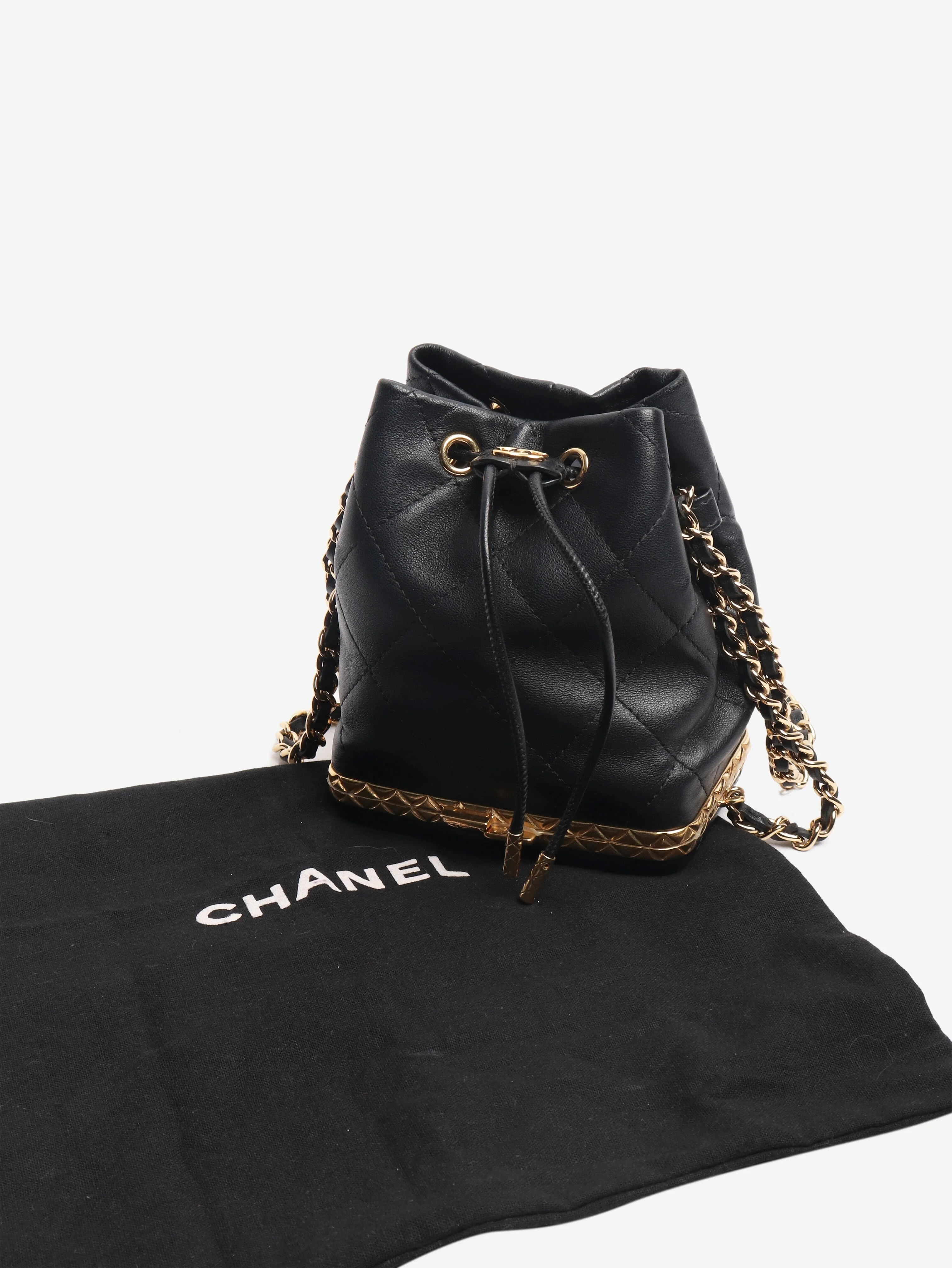 Black 2022 mini drawstring bucket bag - Image 11