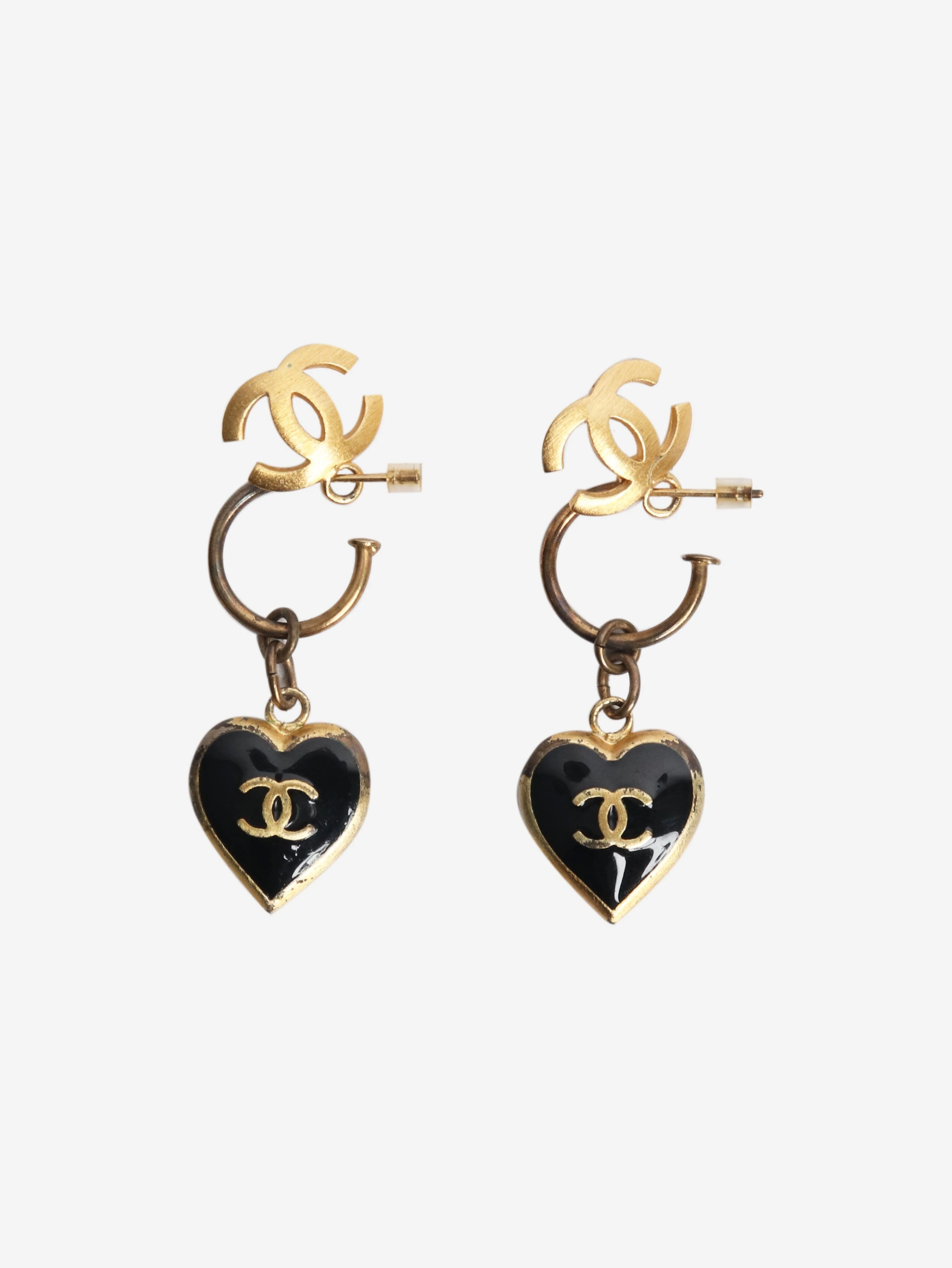 Black heart drop earrings