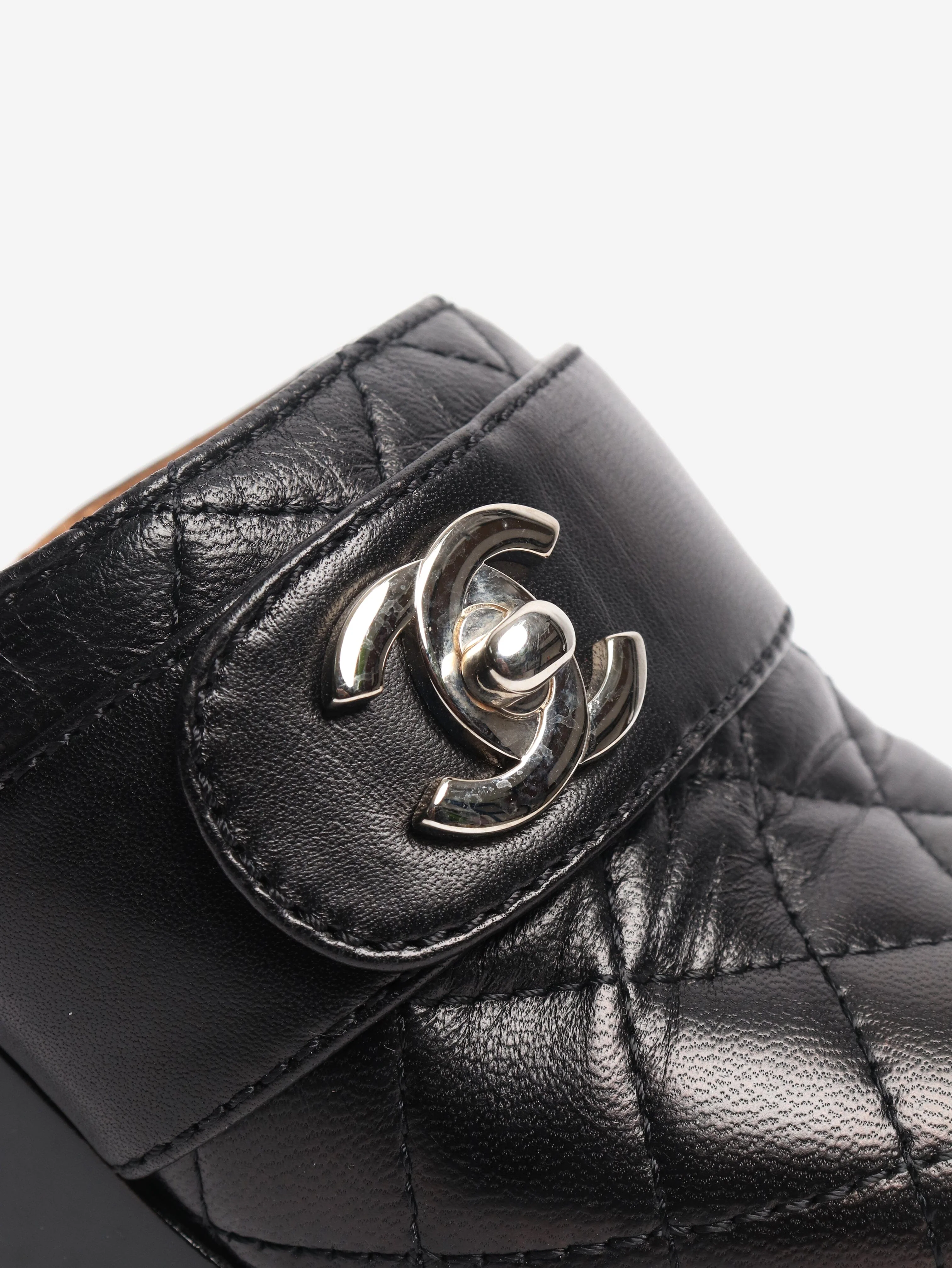 Black quilted leather wooden heels - size EU 35 (UK 2) - Image 4