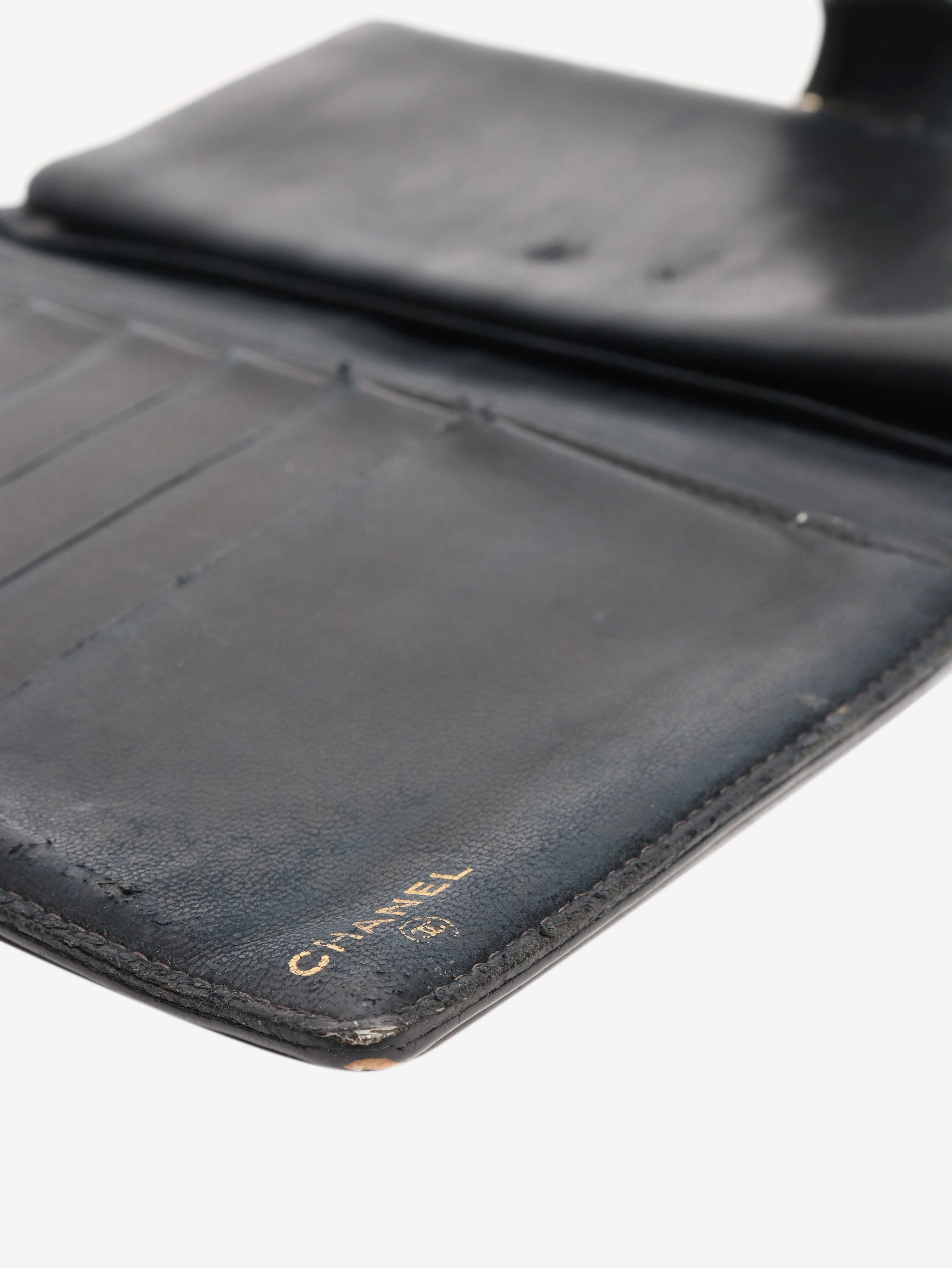 Black vintage caviar bifold wallet - Image 6