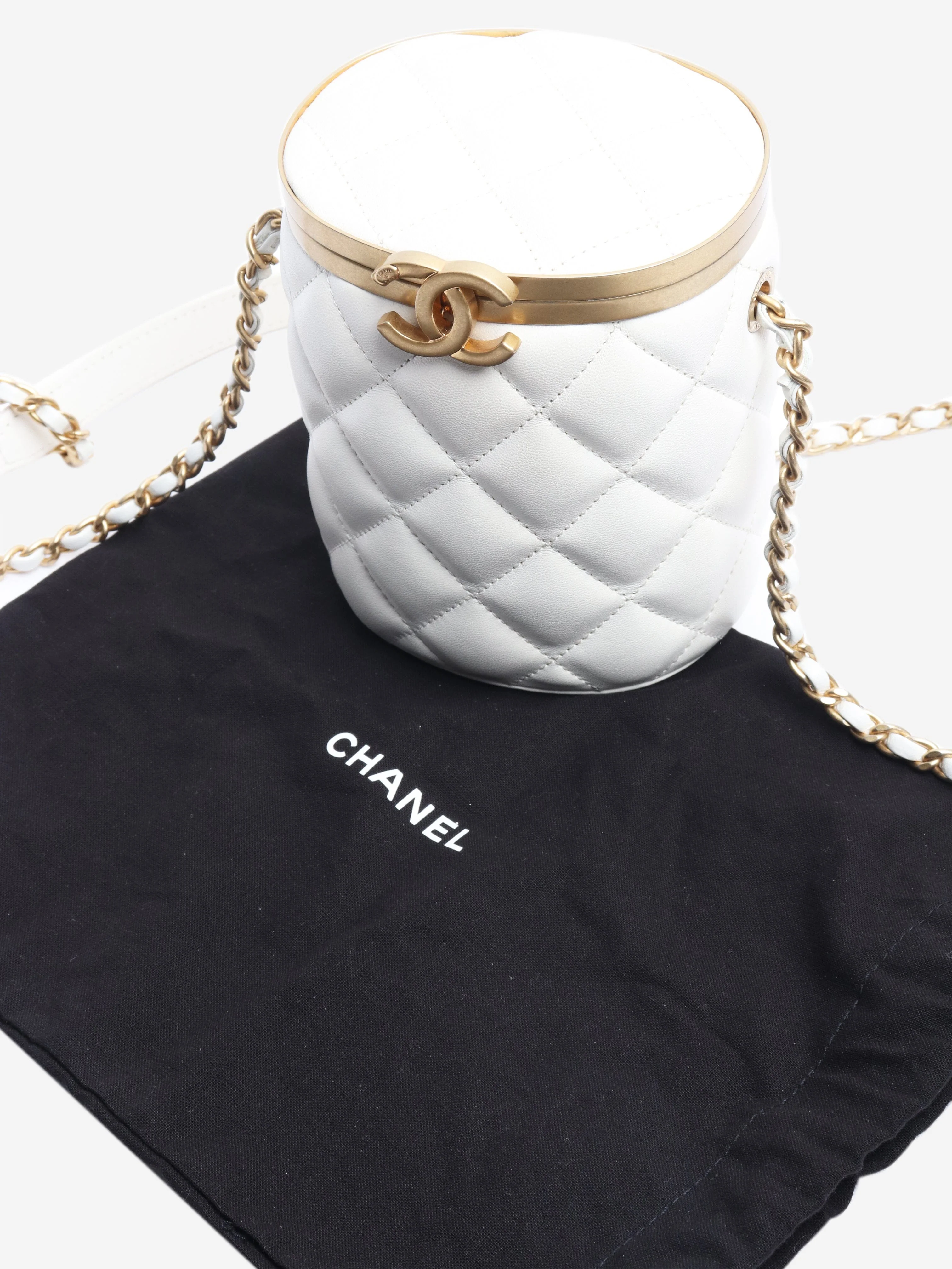 Cream quilted Crown Box crossbody bag - Image 8