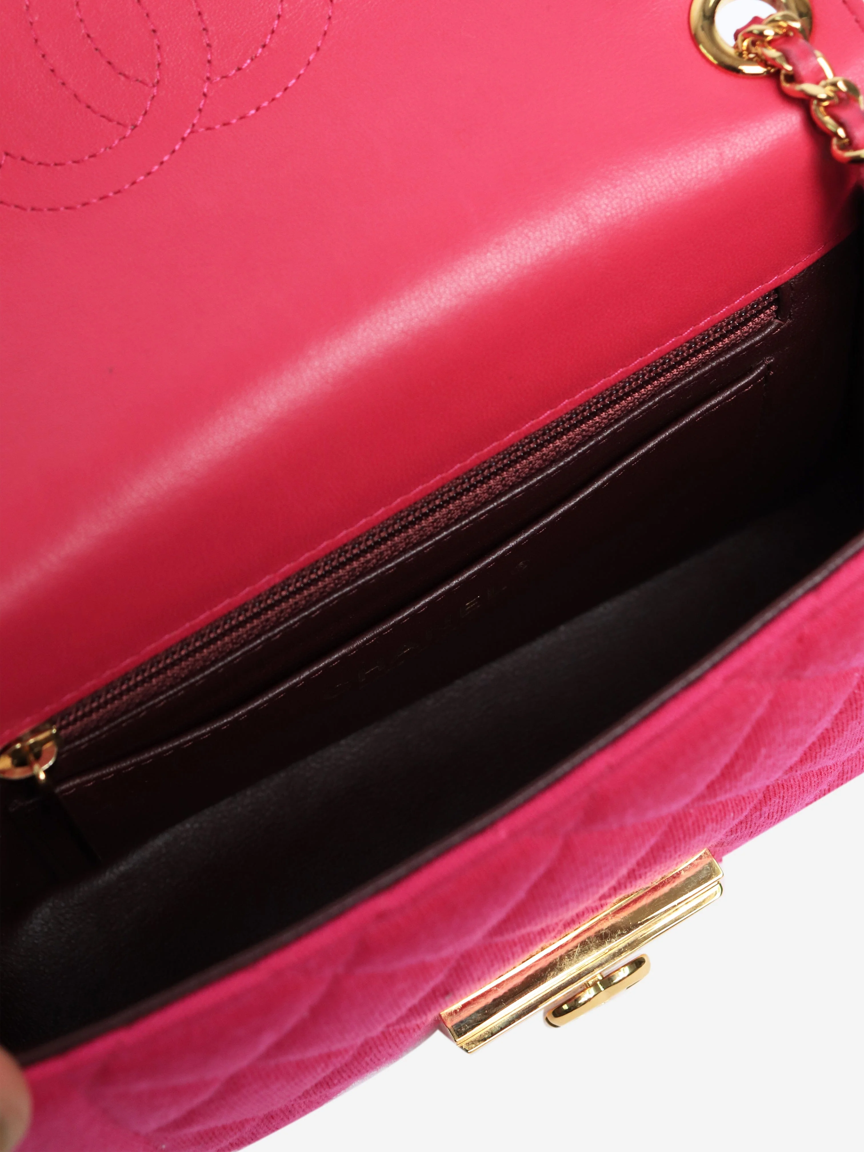 Fuschia 2014 mini diamond-quilted jersey Chic with Me flap bag - Image 5