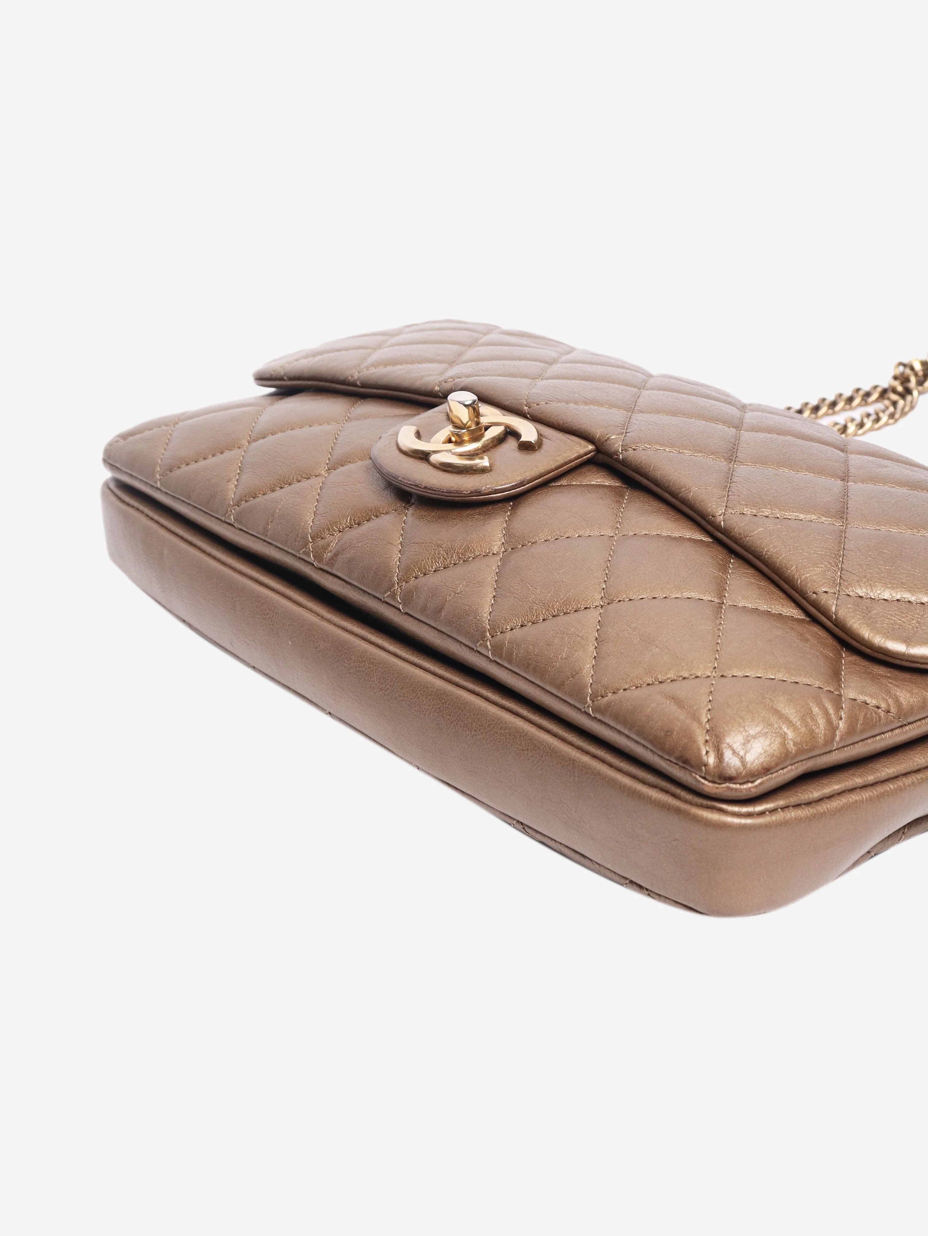 Gold 2012 quilted metallic flap shoulder bag - Image 4
