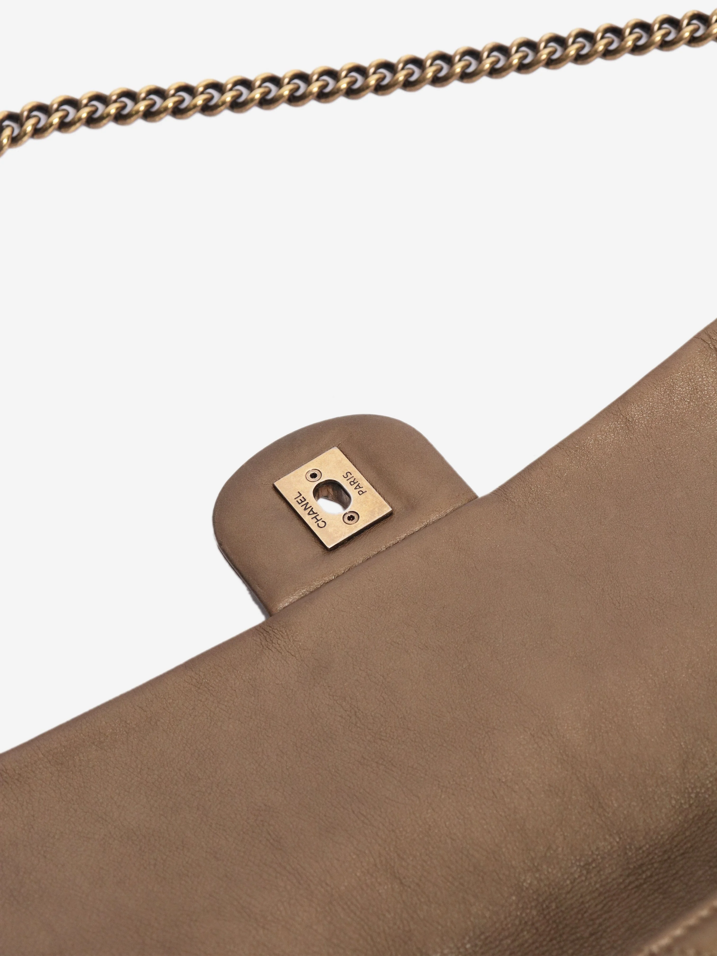 Gold 2012 quilted metallic flap shoulder bag - Image 6