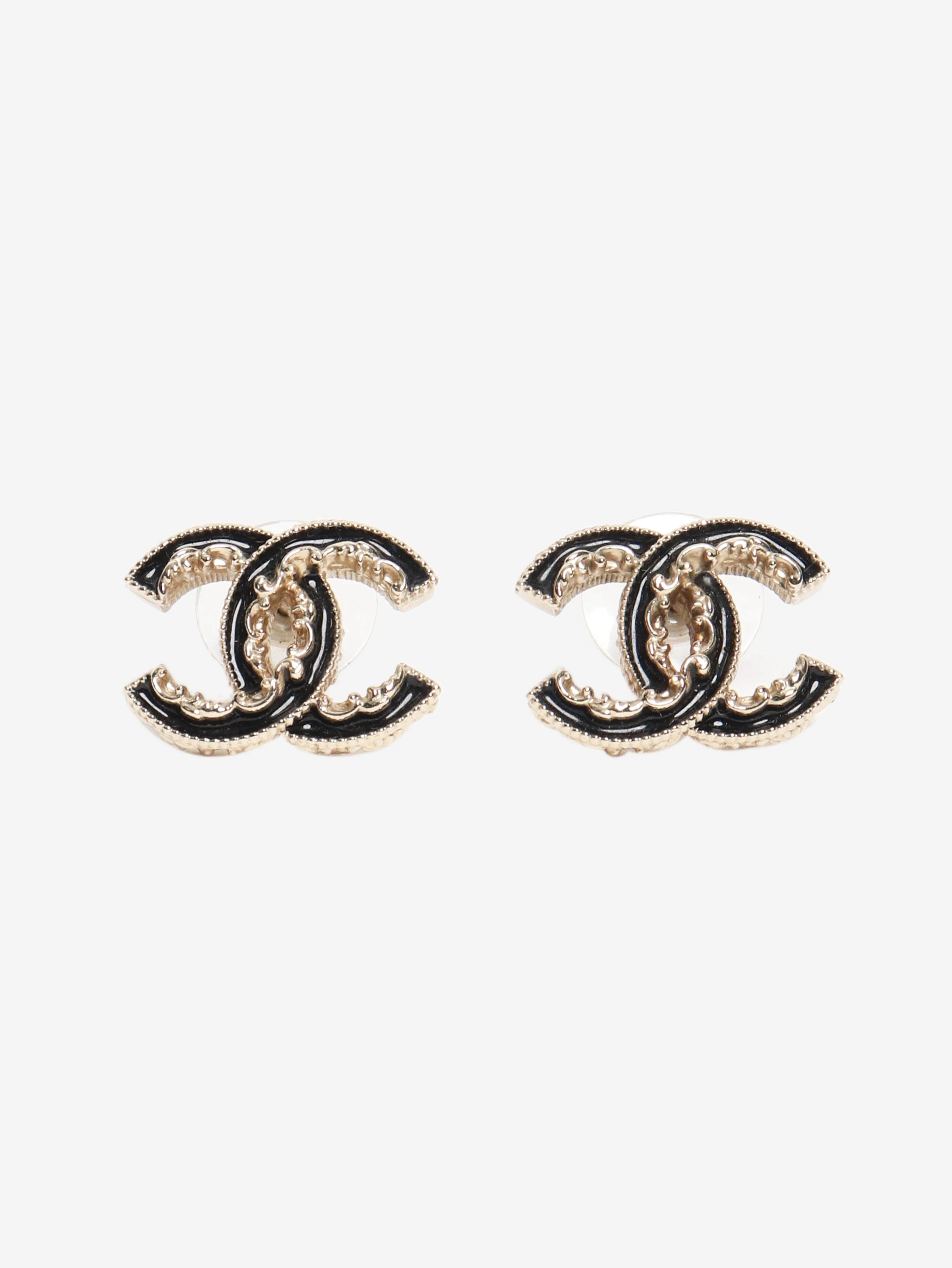 Gold and black CC chain-detail stud earrings