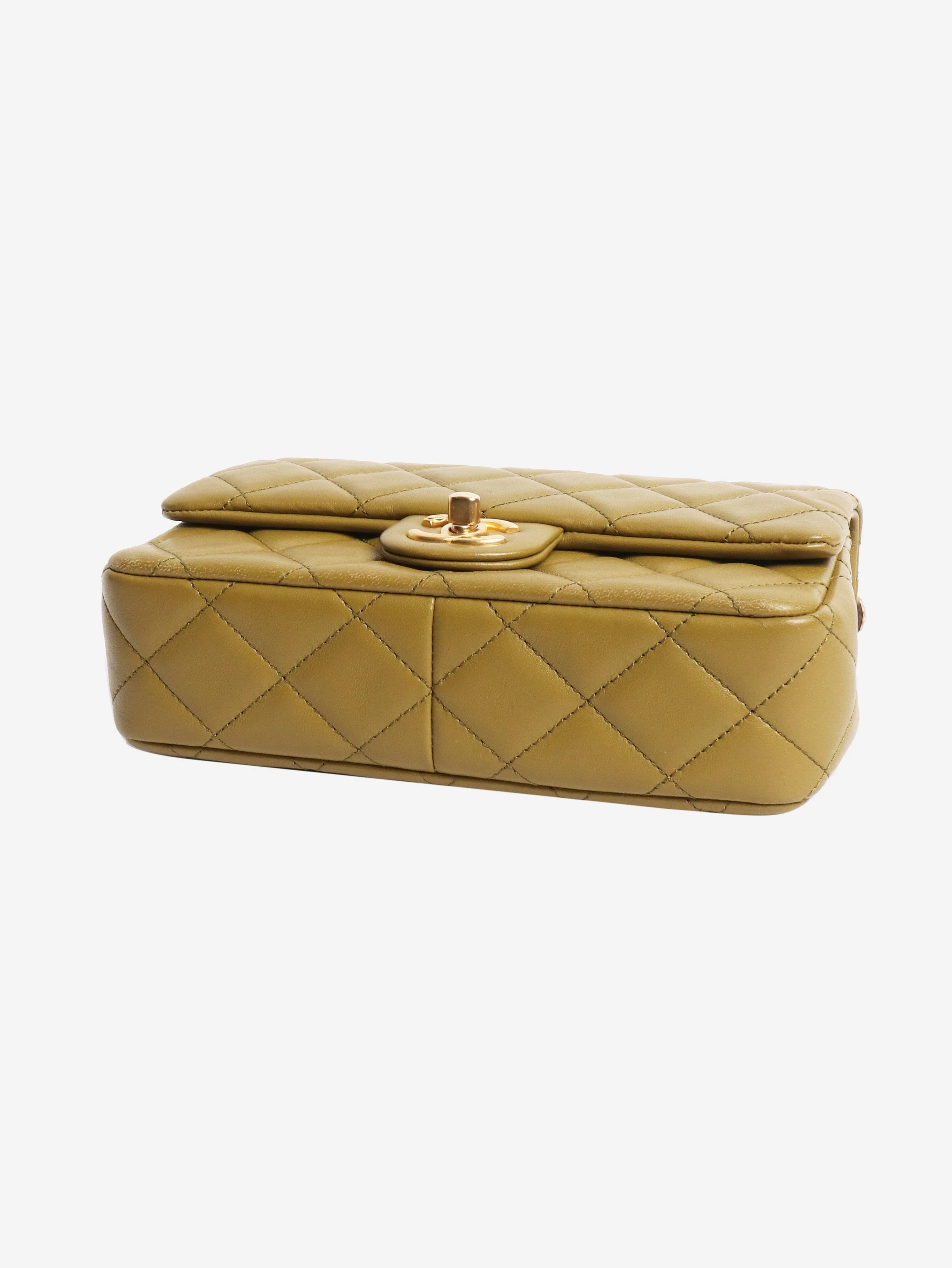 Olive green lambskin flap bag with a wooden handle - Image 4