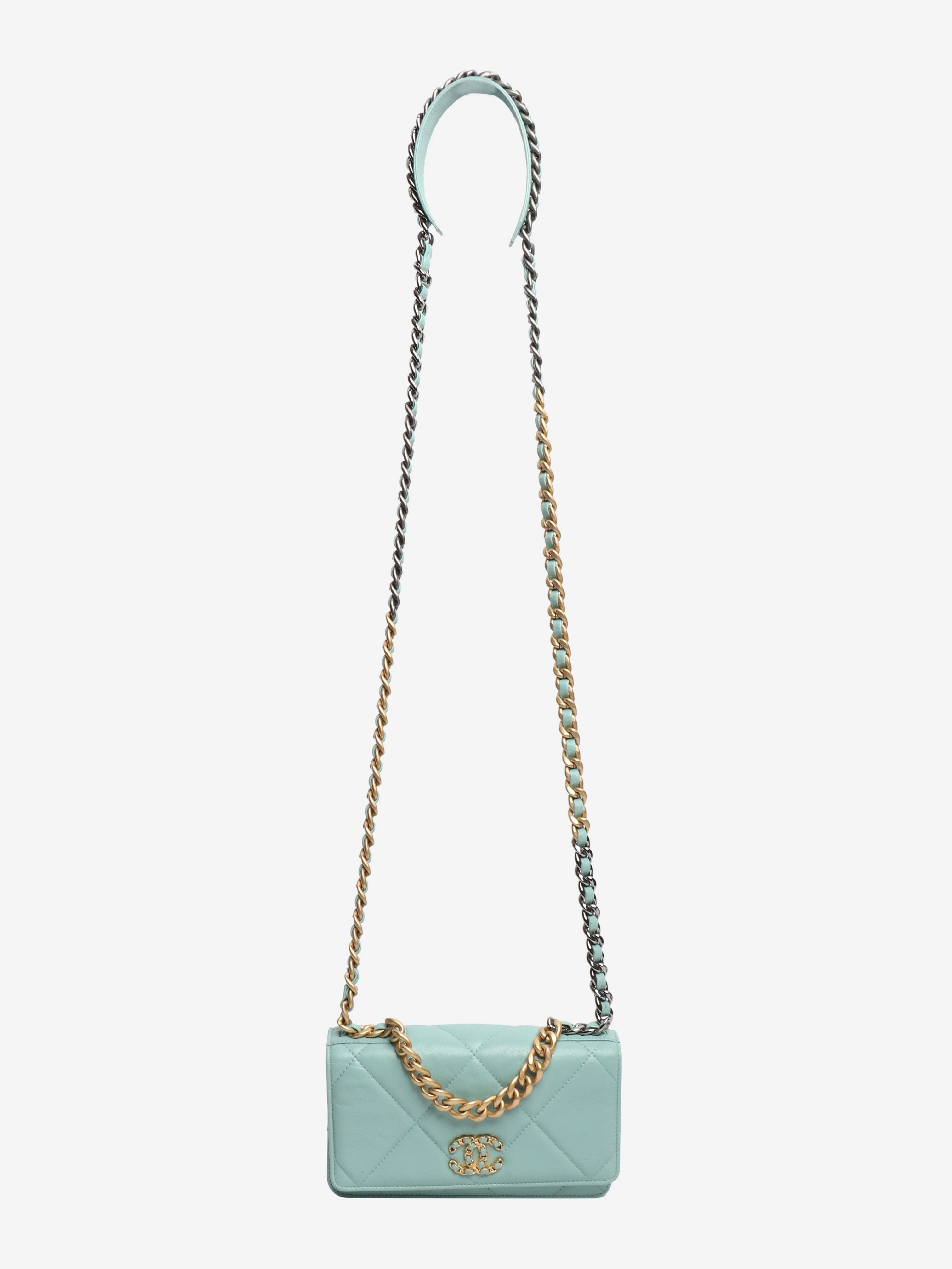Light blue 19 lambskin wallet on chain - Image 2