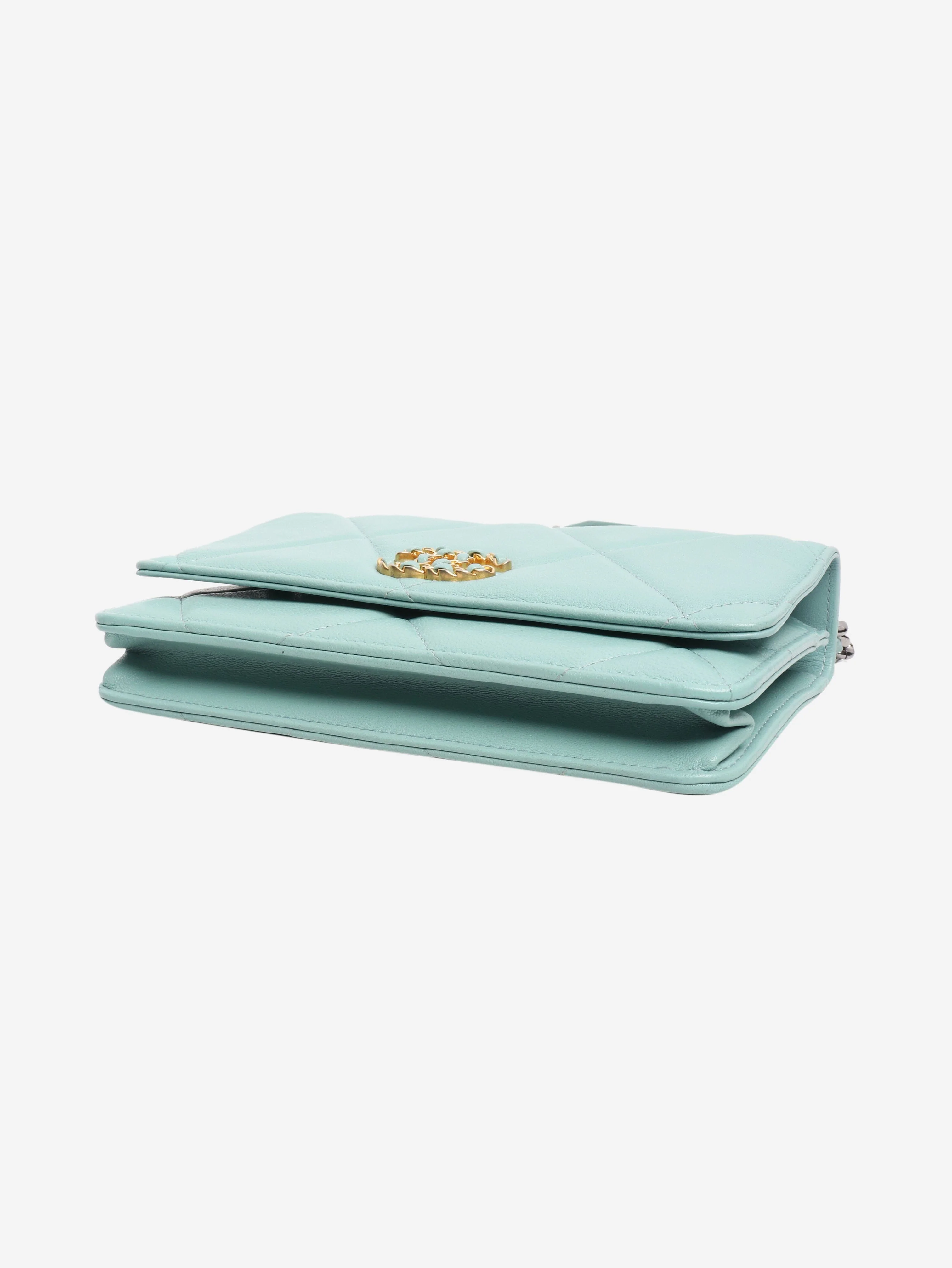 Light blue 19 lambskin wallet on chain - Image 4