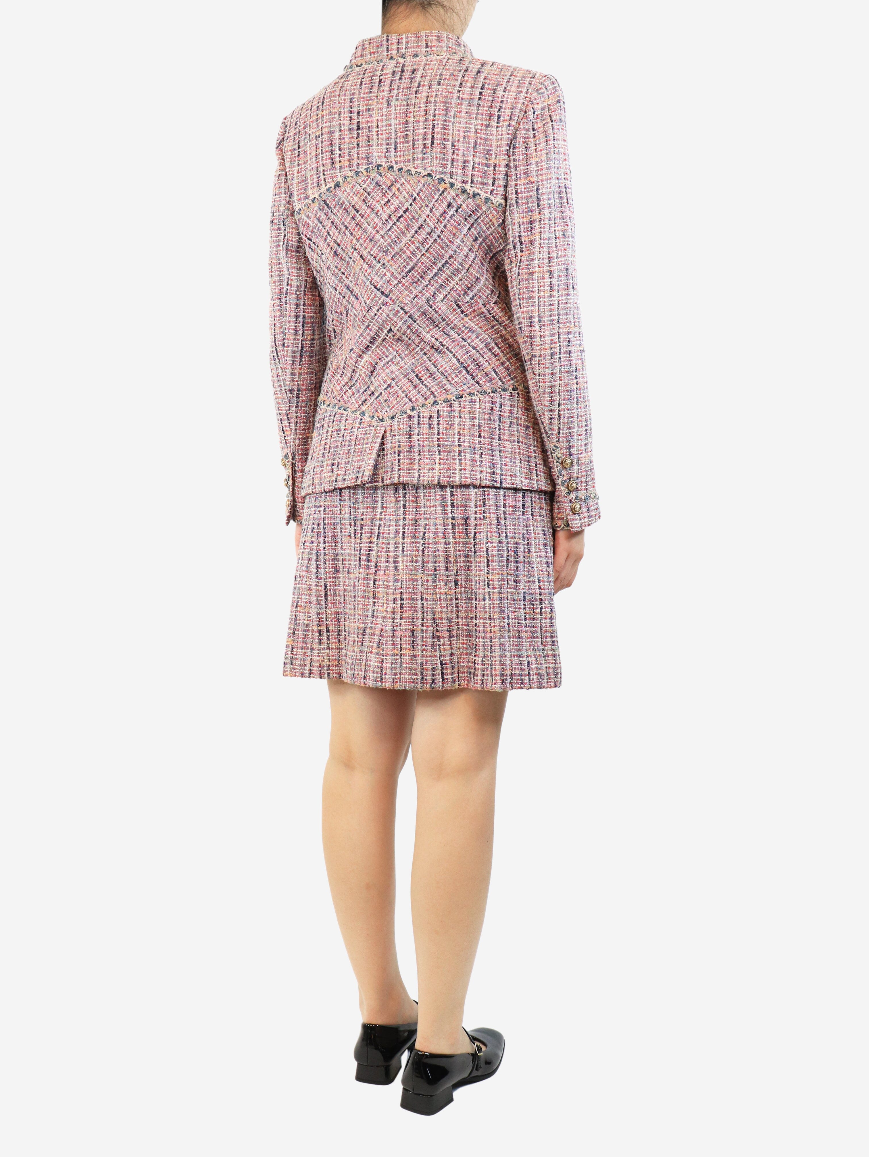 Pink vintage tweed boucle jacket and skirt set - size UK 8 - Image 2