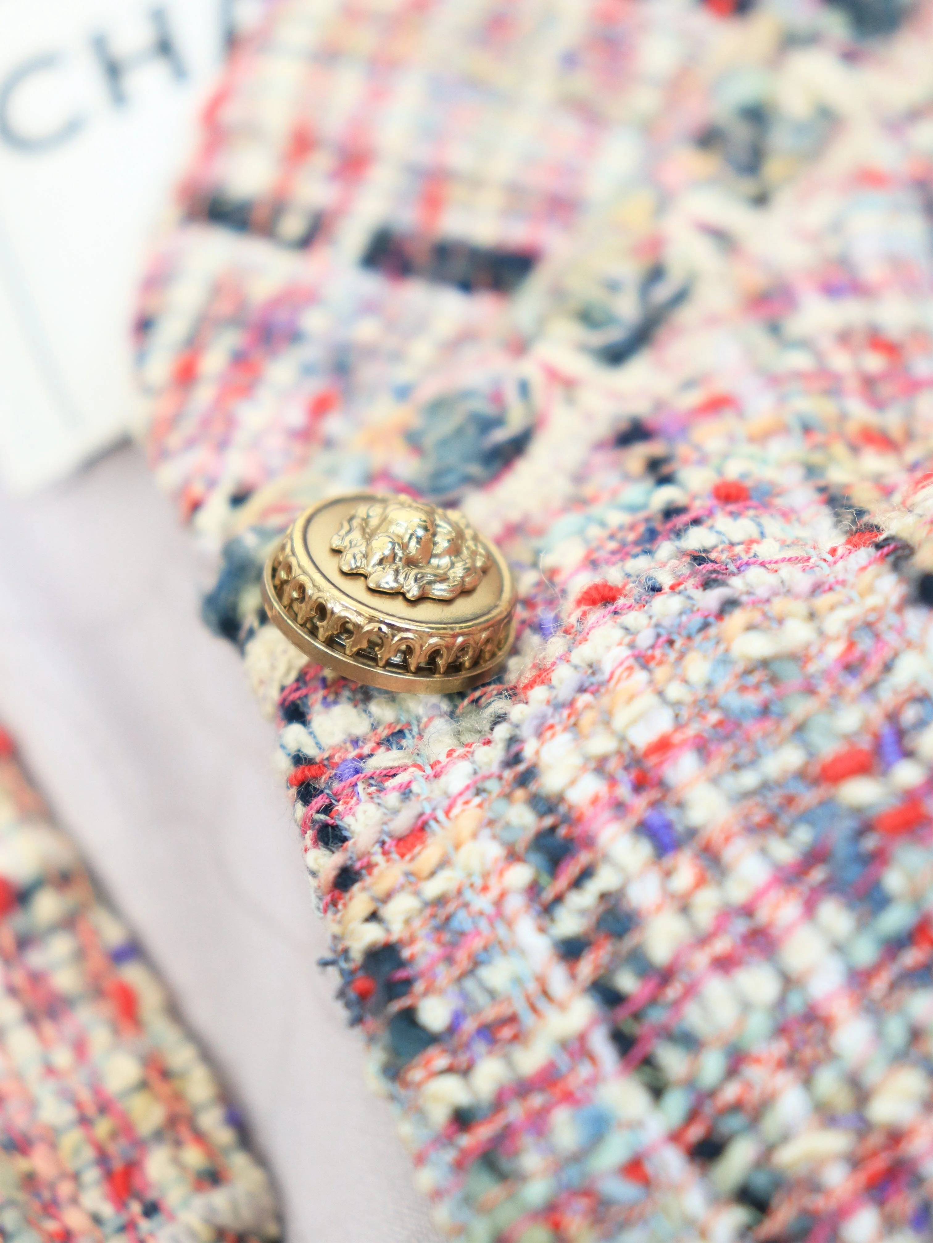 Pink vintage tweed boucle jacket and skirt set - size UK 8 - Image 7
