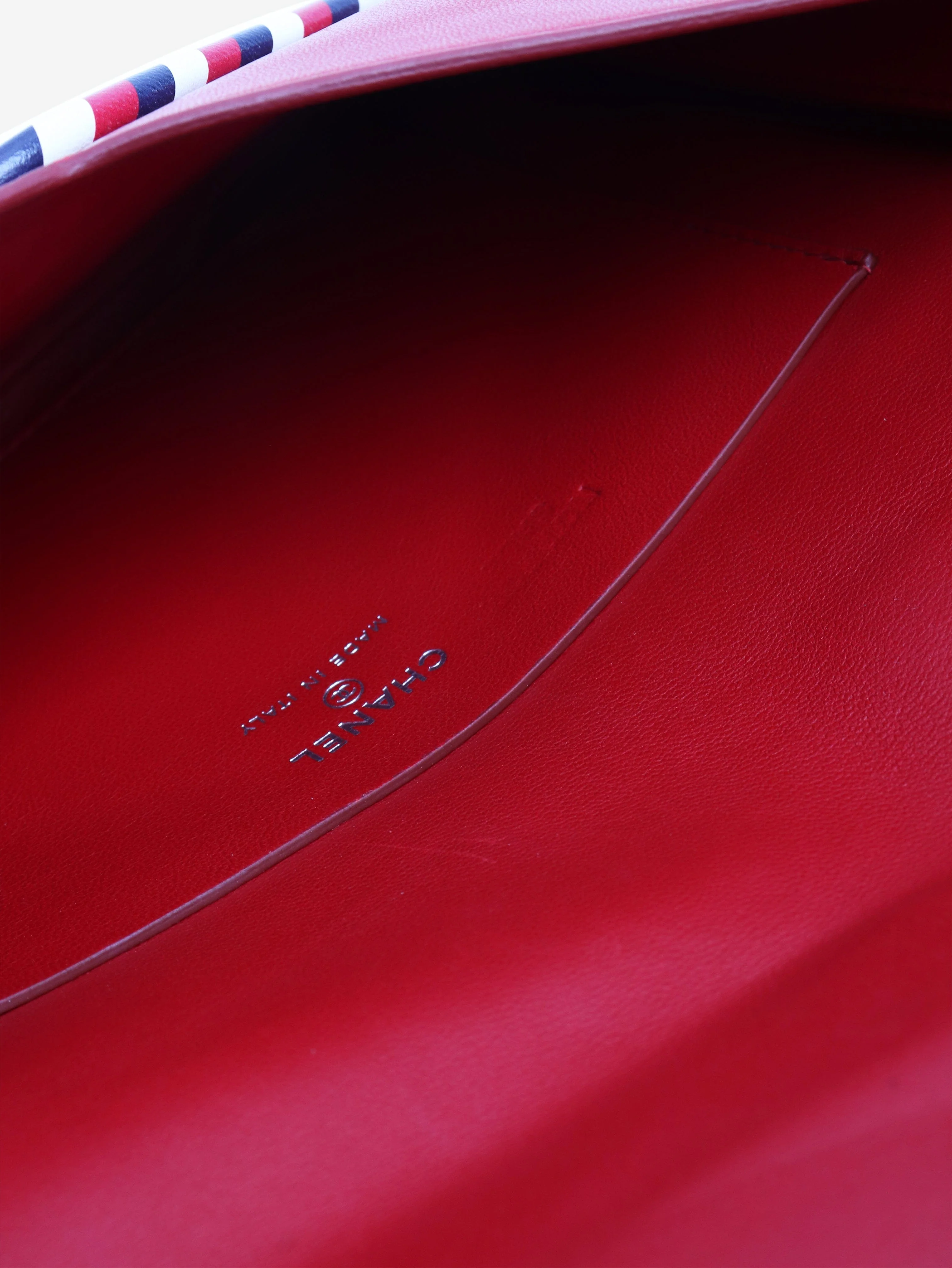 Red 2016 Airlines envelope clutch - Image 5