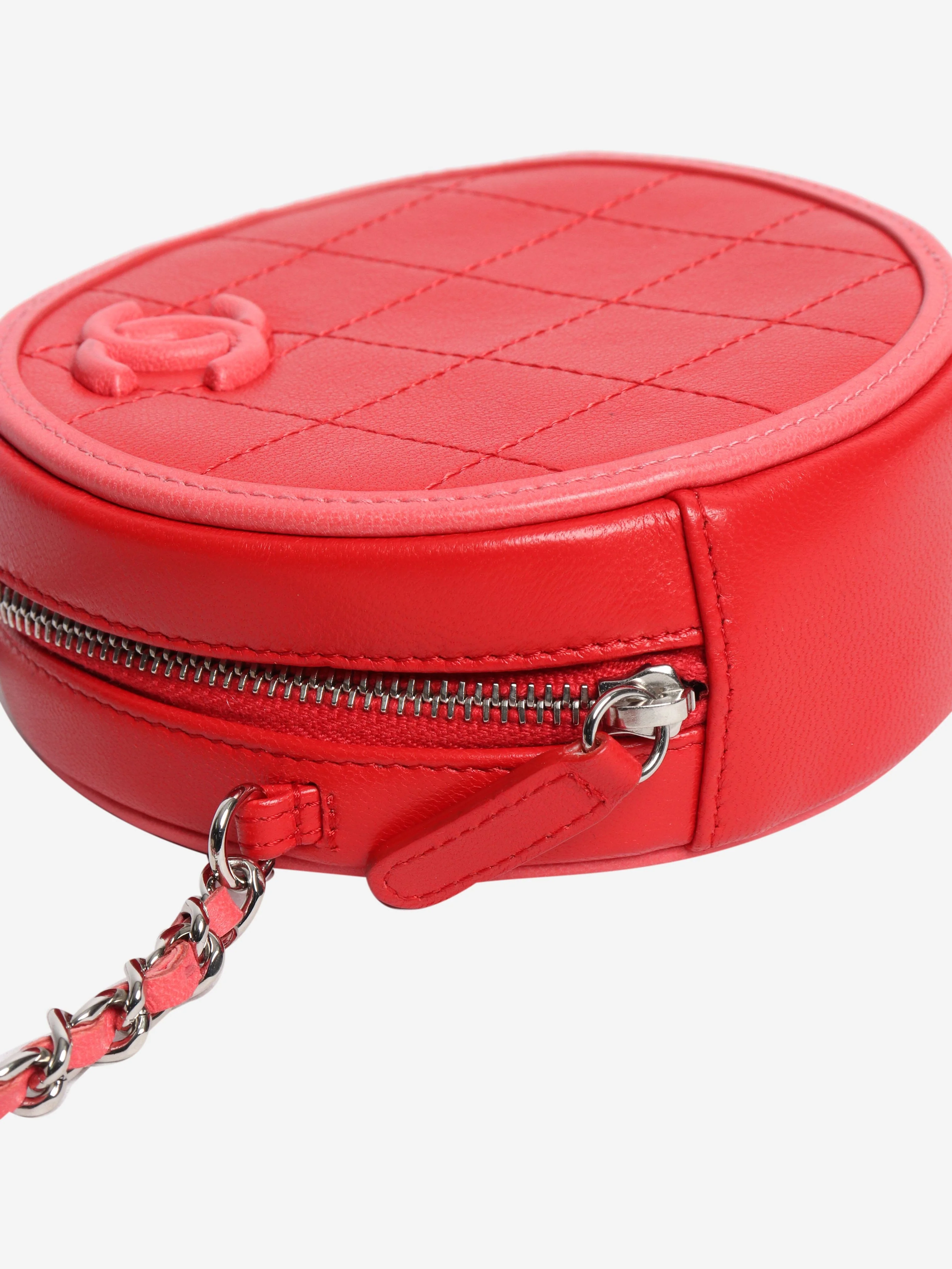 Red 2019 lambskin round crossbody bag - Image 4
