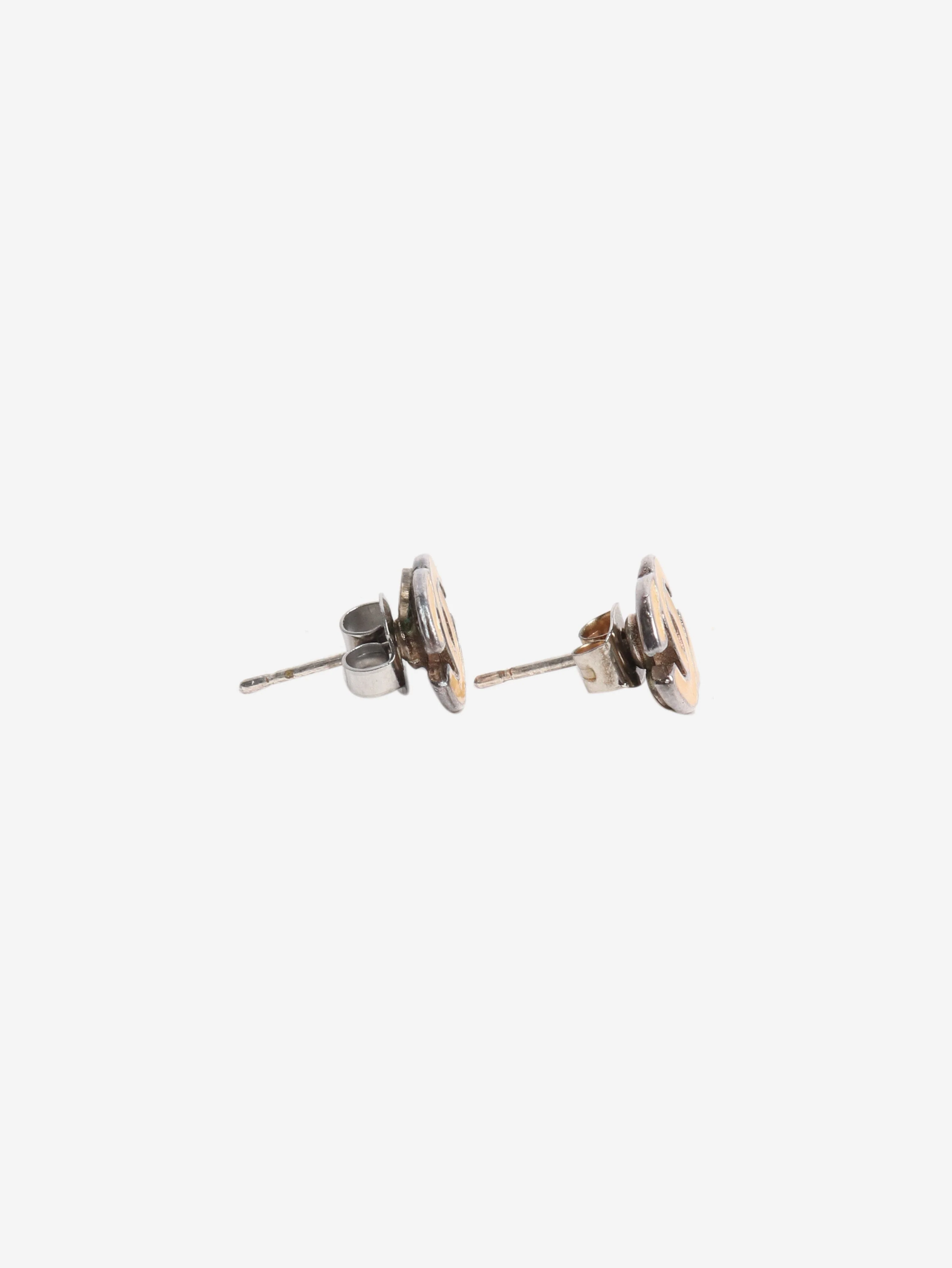Silver and beige CC stud earrings - Image 3