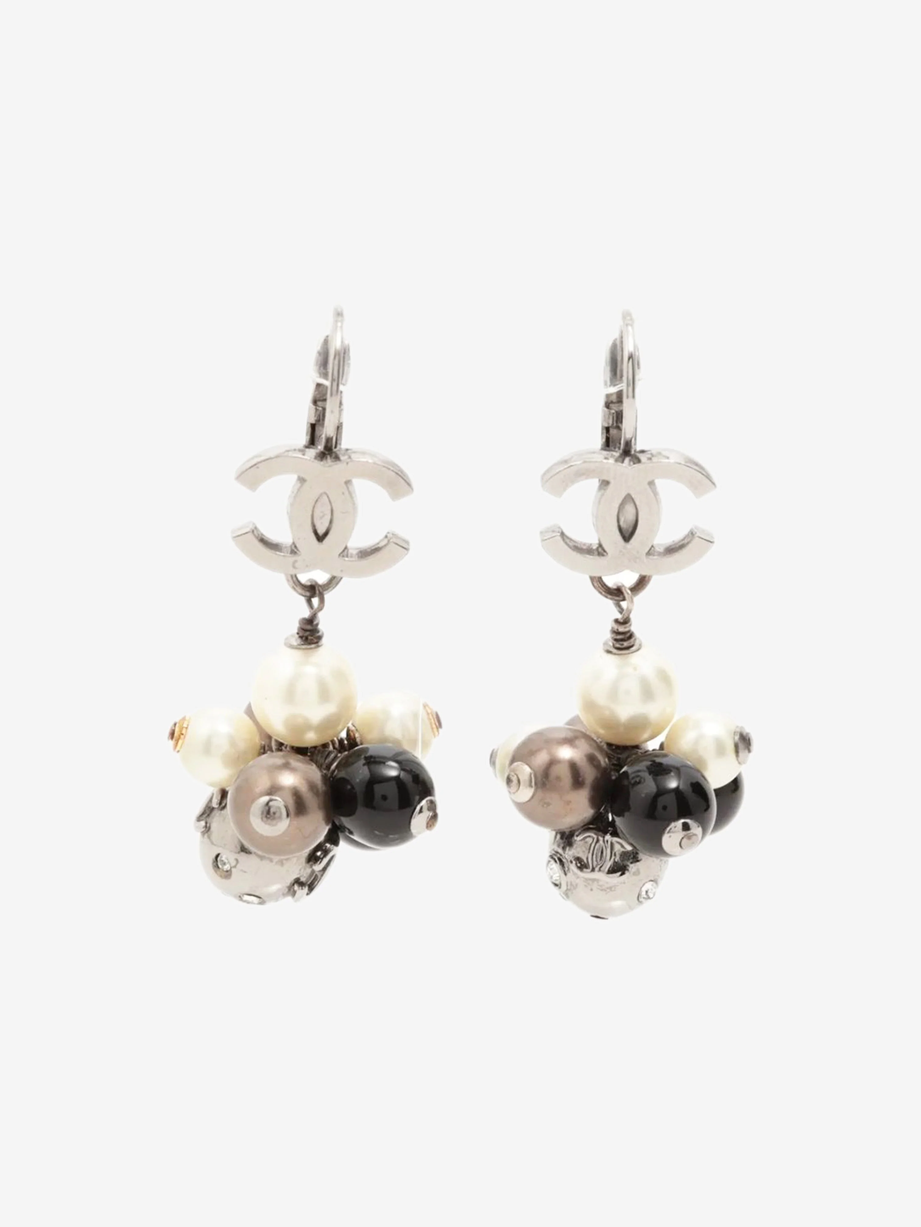Silver Coco Mark 04A clip-on earrings