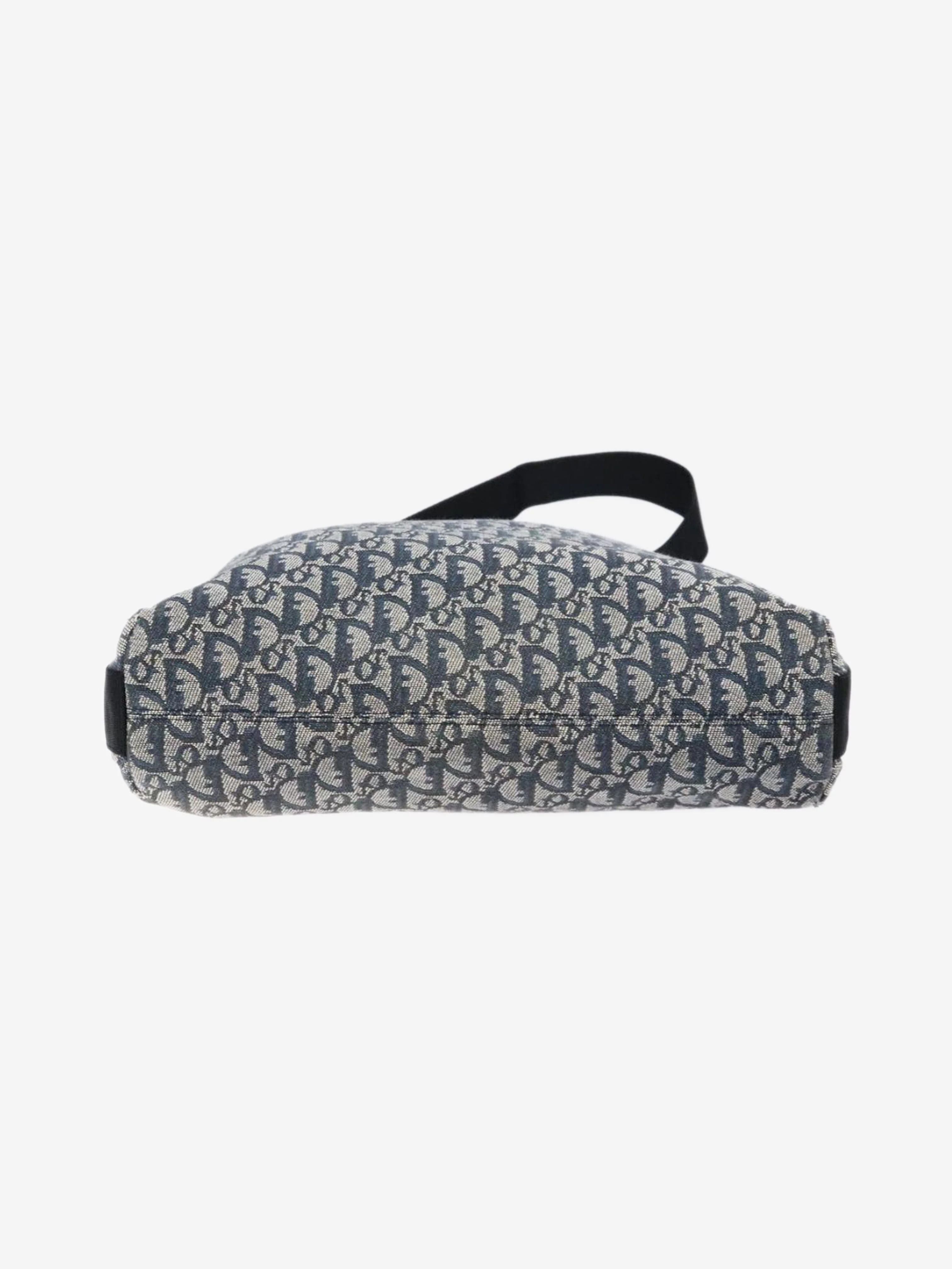 Blue Trotter canvas shoulder bag - Image 11