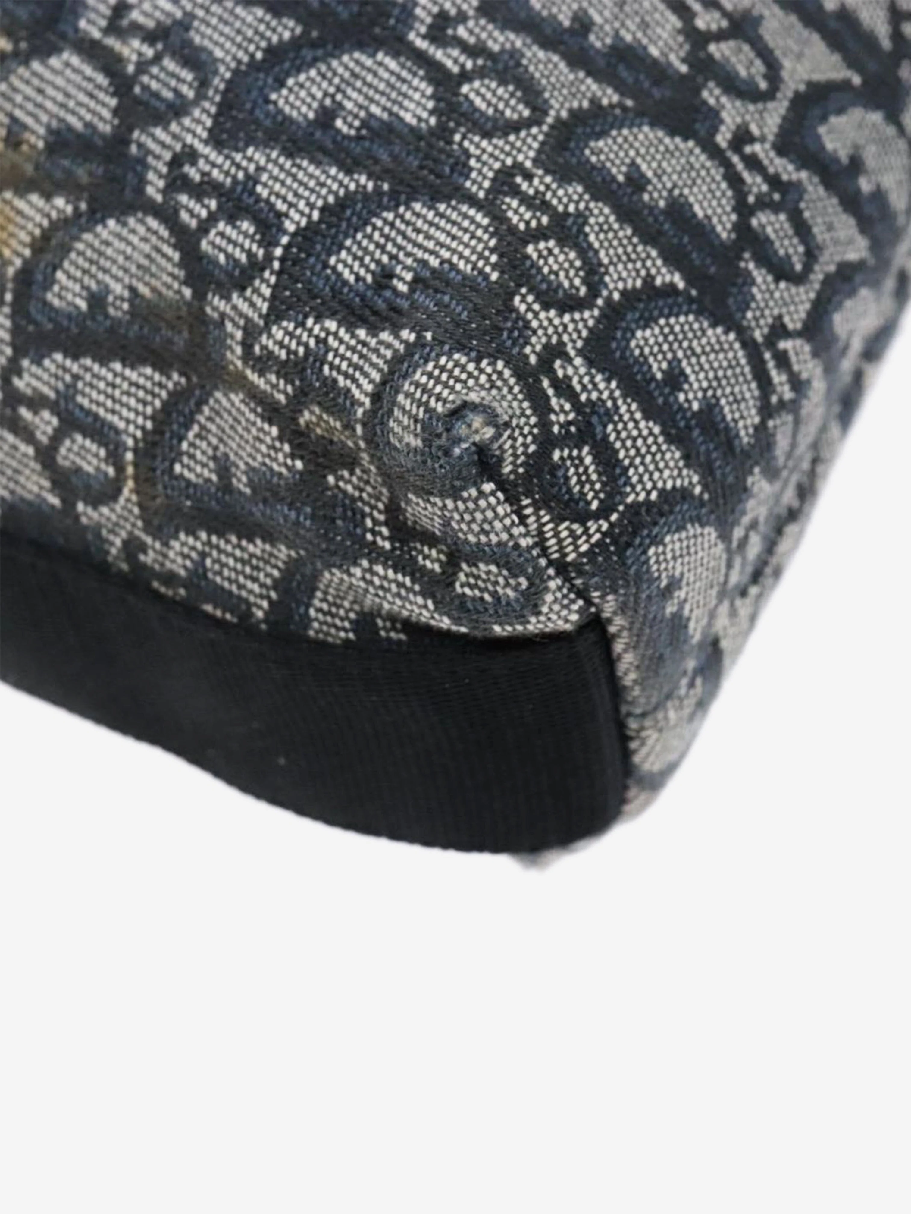 Blue Trotter canvas shoulder bag - Image 15
