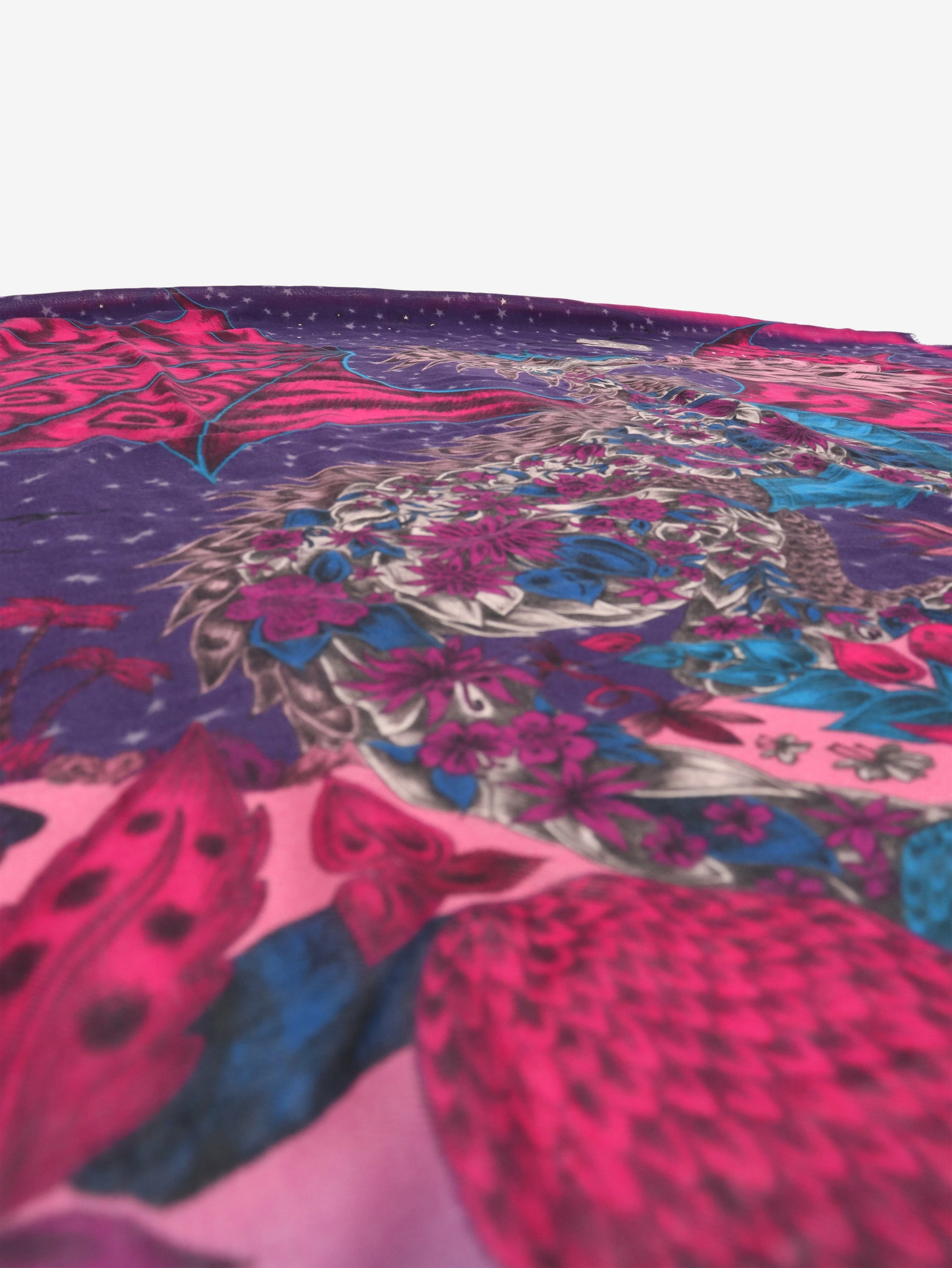 Purple Drakon wool scarf - Image 6