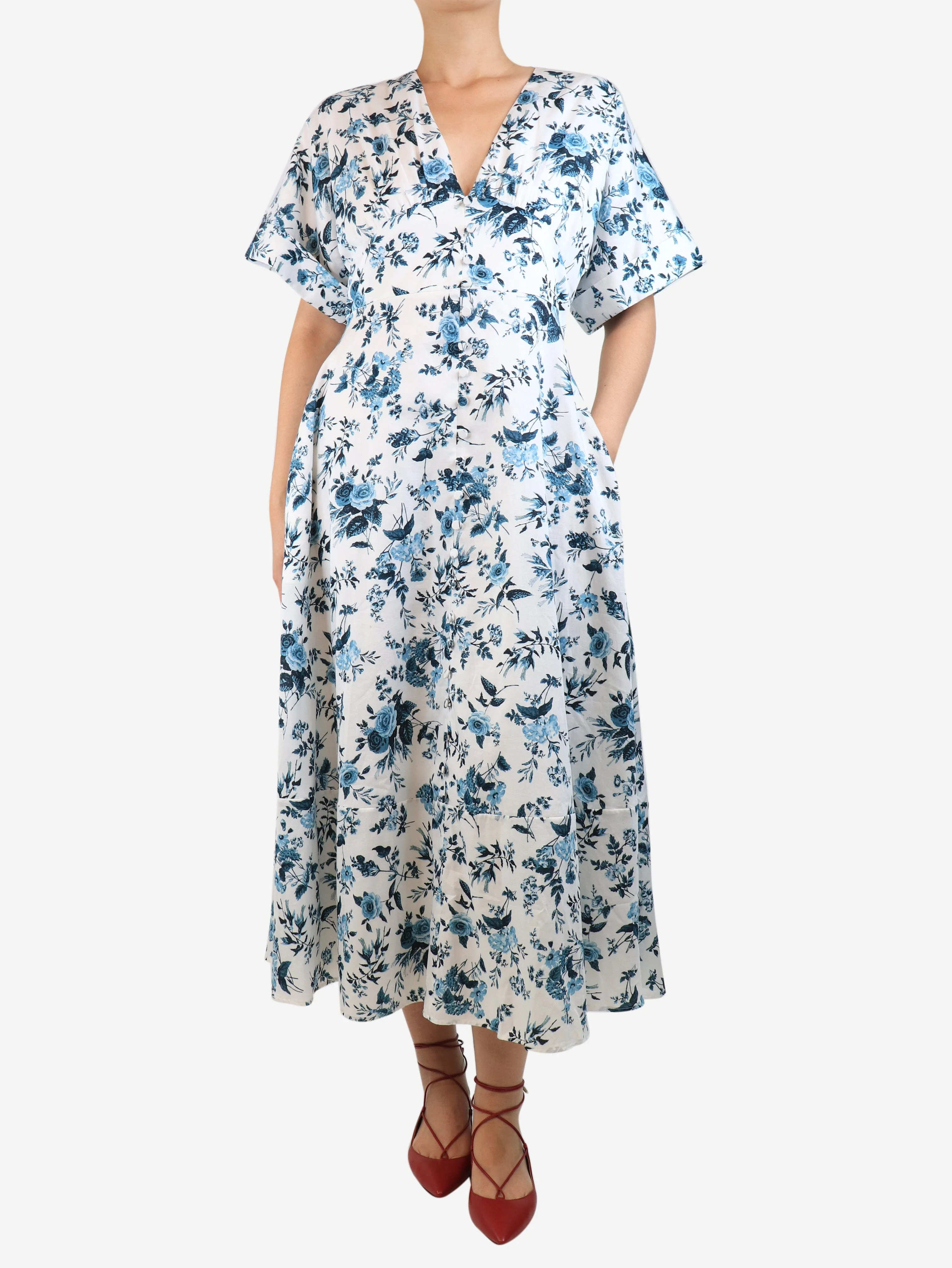 White and blue short-sleeved floral printed midi dress - size UK 10 - Image 3