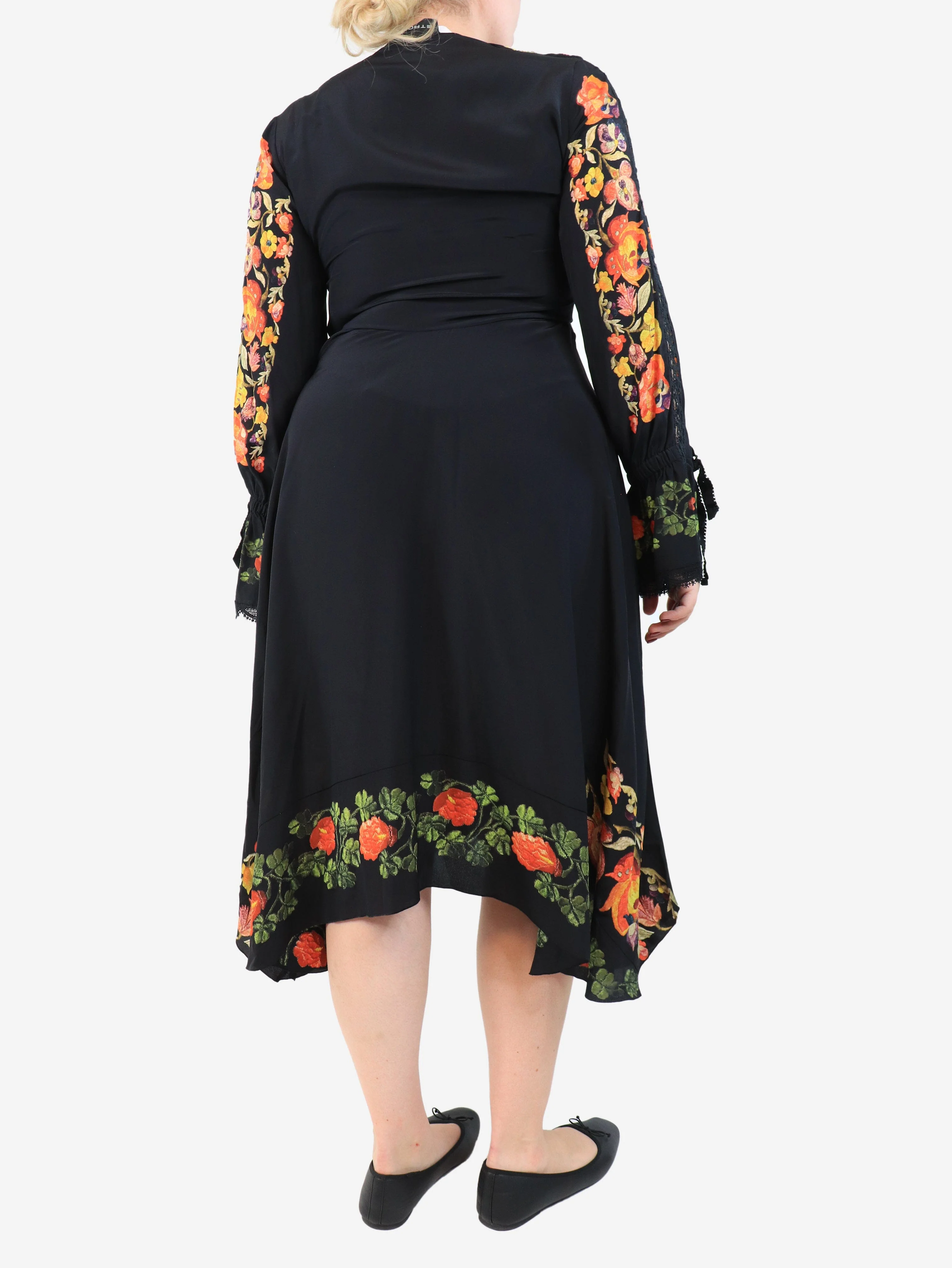 Black floral v-neck midi dress - size UK 14 - Image 3