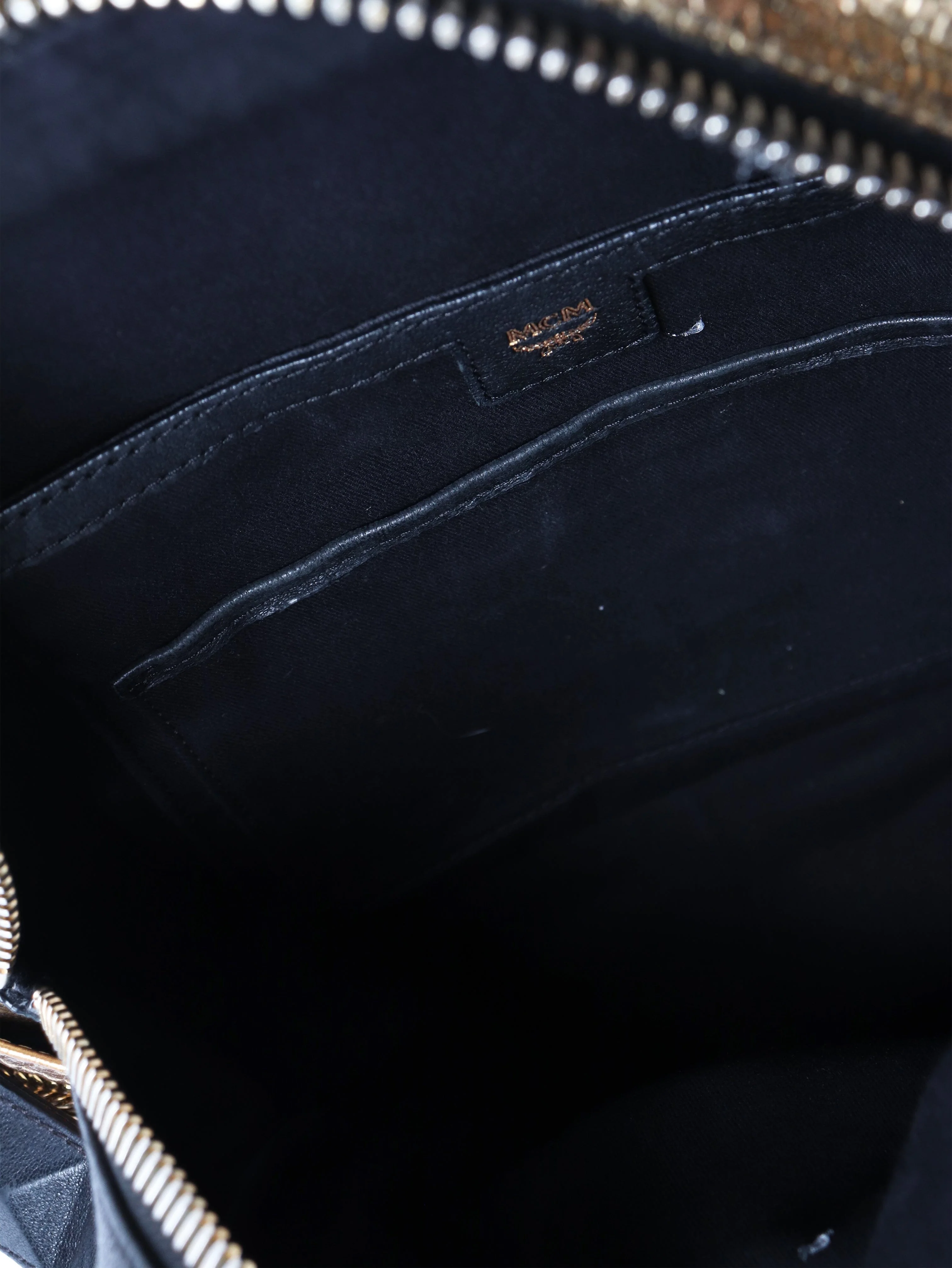 Gold metallic backpack - Image 8