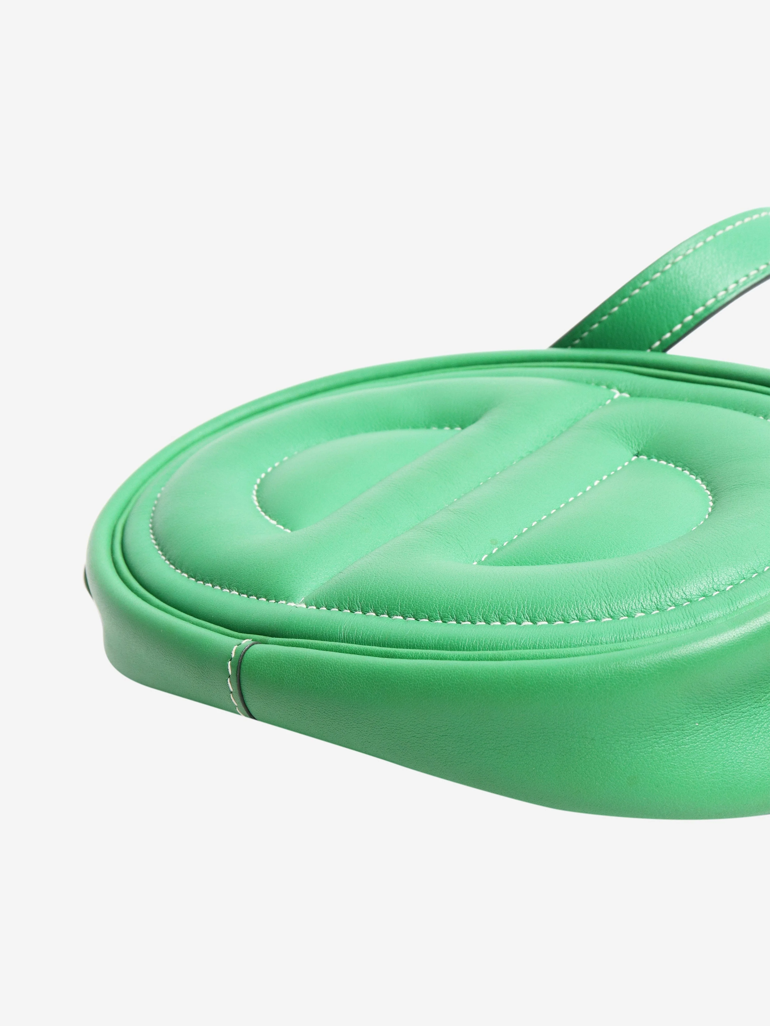 Green In-The-Loop oval bag - Image 2