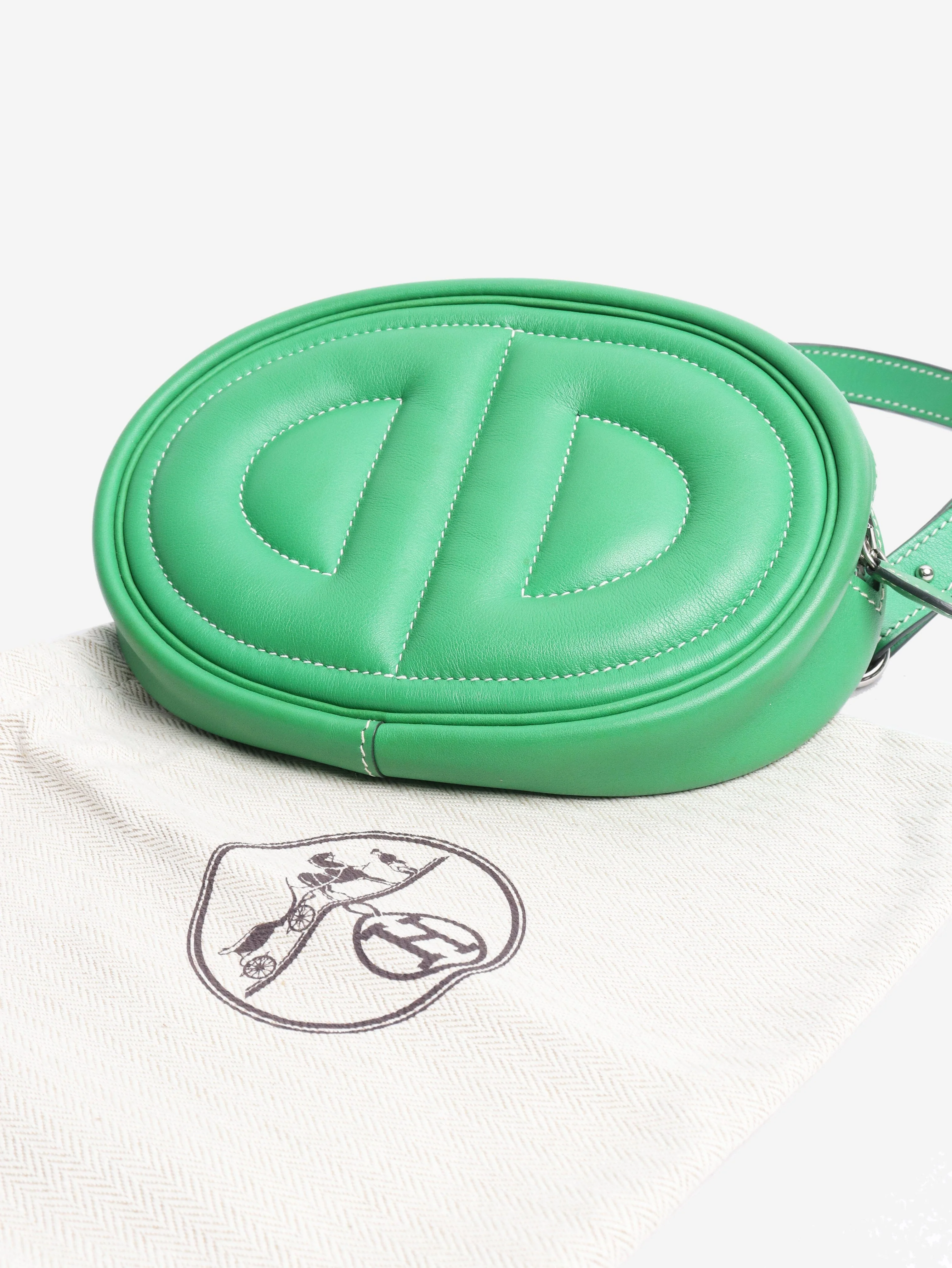Green In-The-Loop oval bag - Image 8