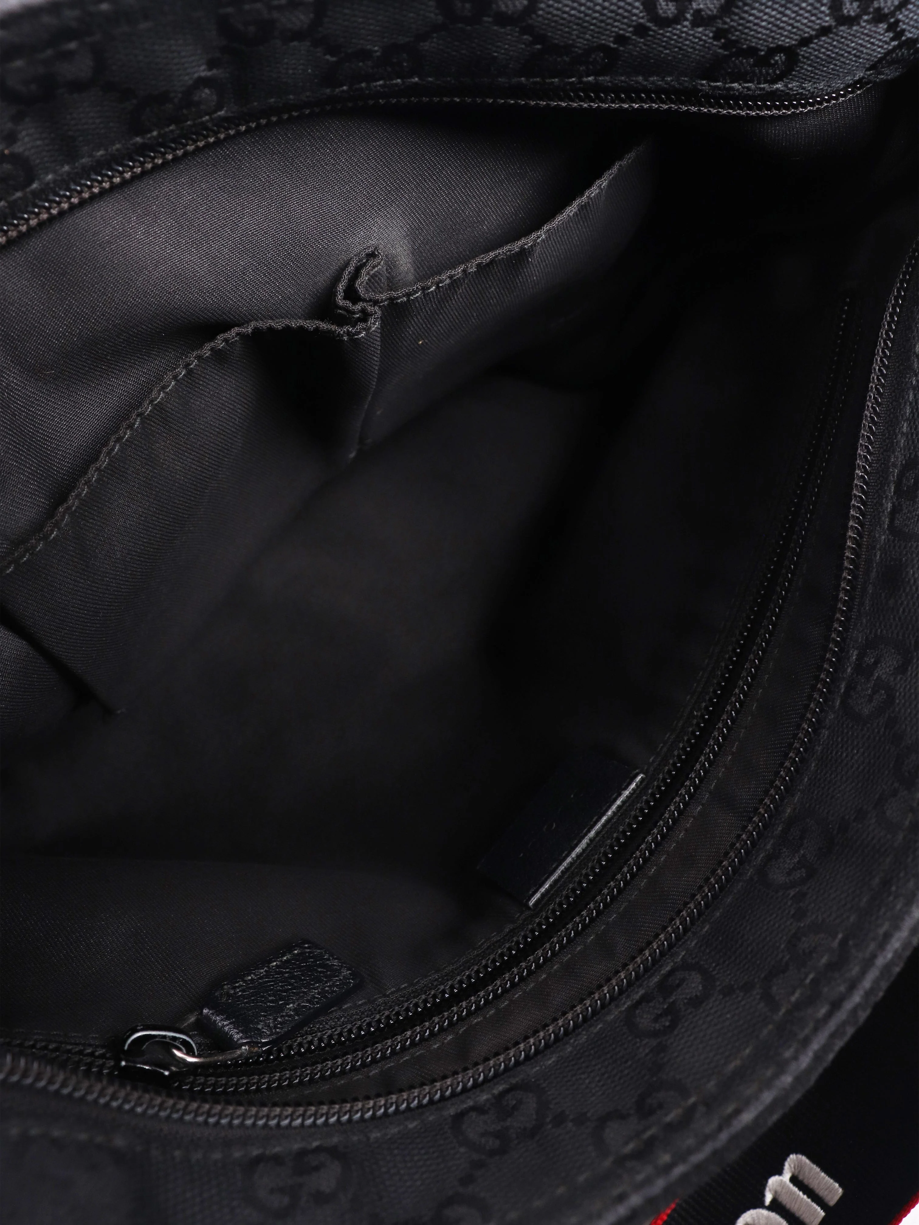 Black GG canvas messenger bag - Image 5