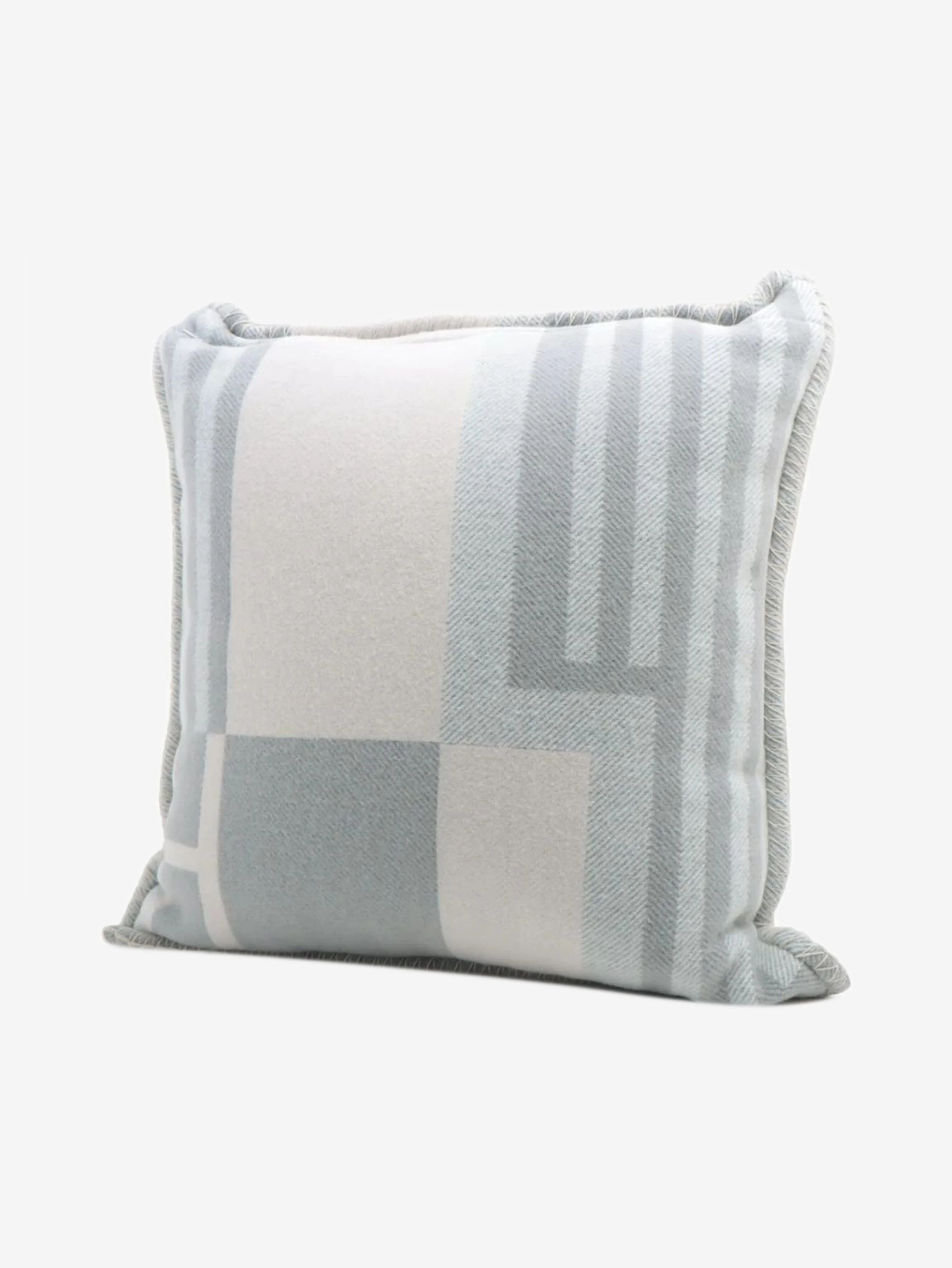 Blue Itaq cushion - Image 2