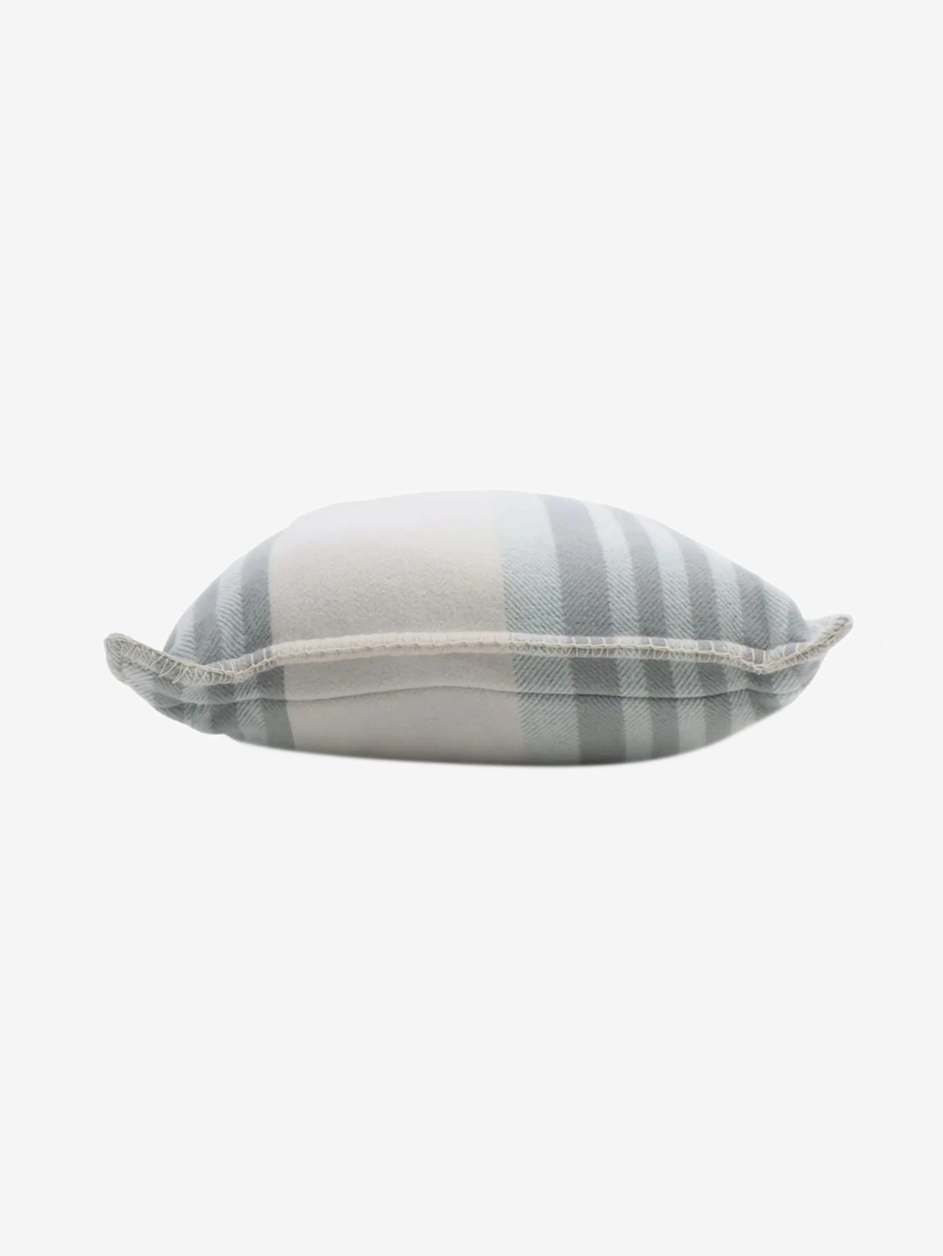 Blue Itaq cushion - Image 3