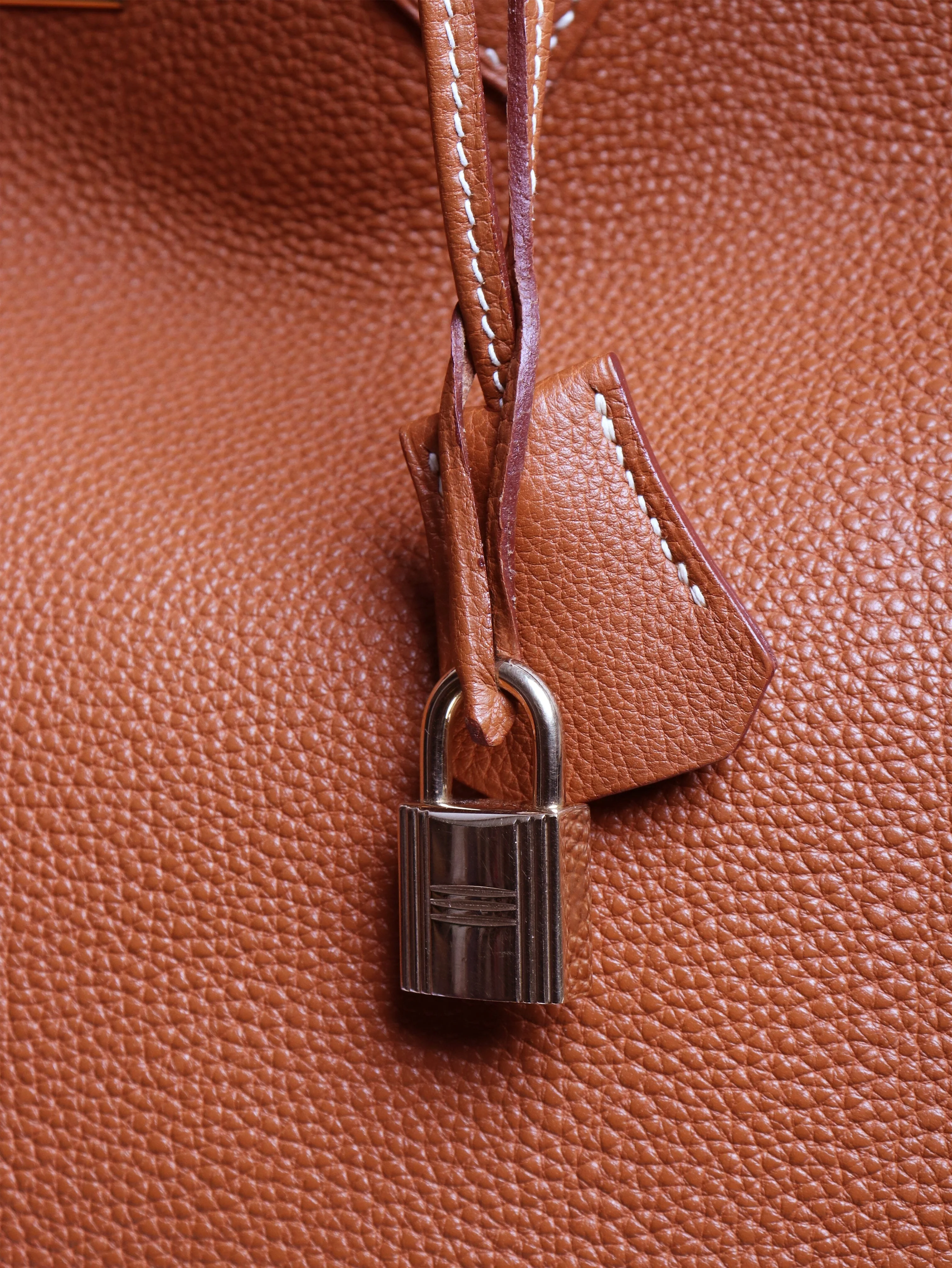 Tan vintage 2001 Birkin 40 bag in Clemence leather - Image 6