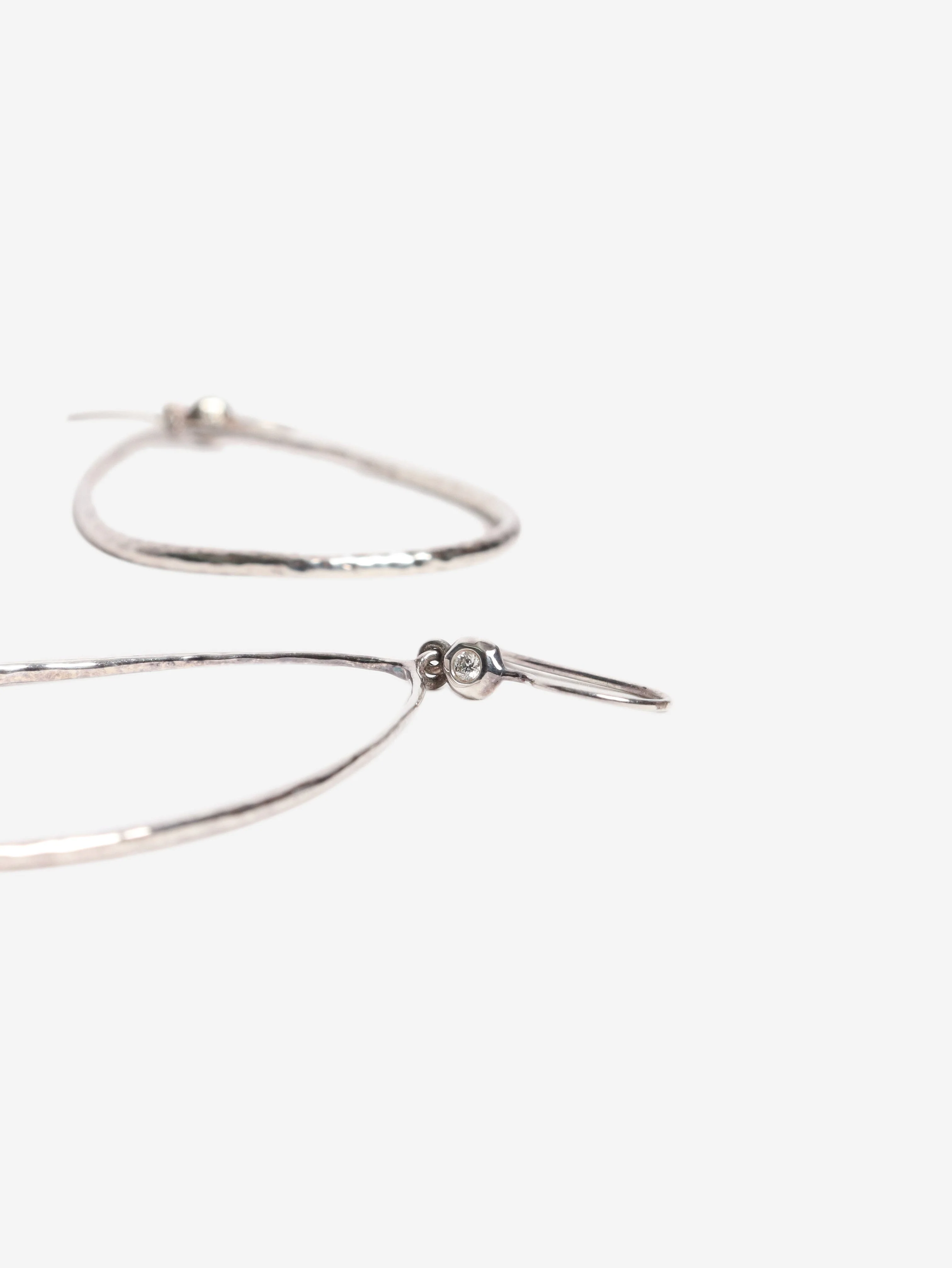 Silver wavy teardrop earrings - Image 2