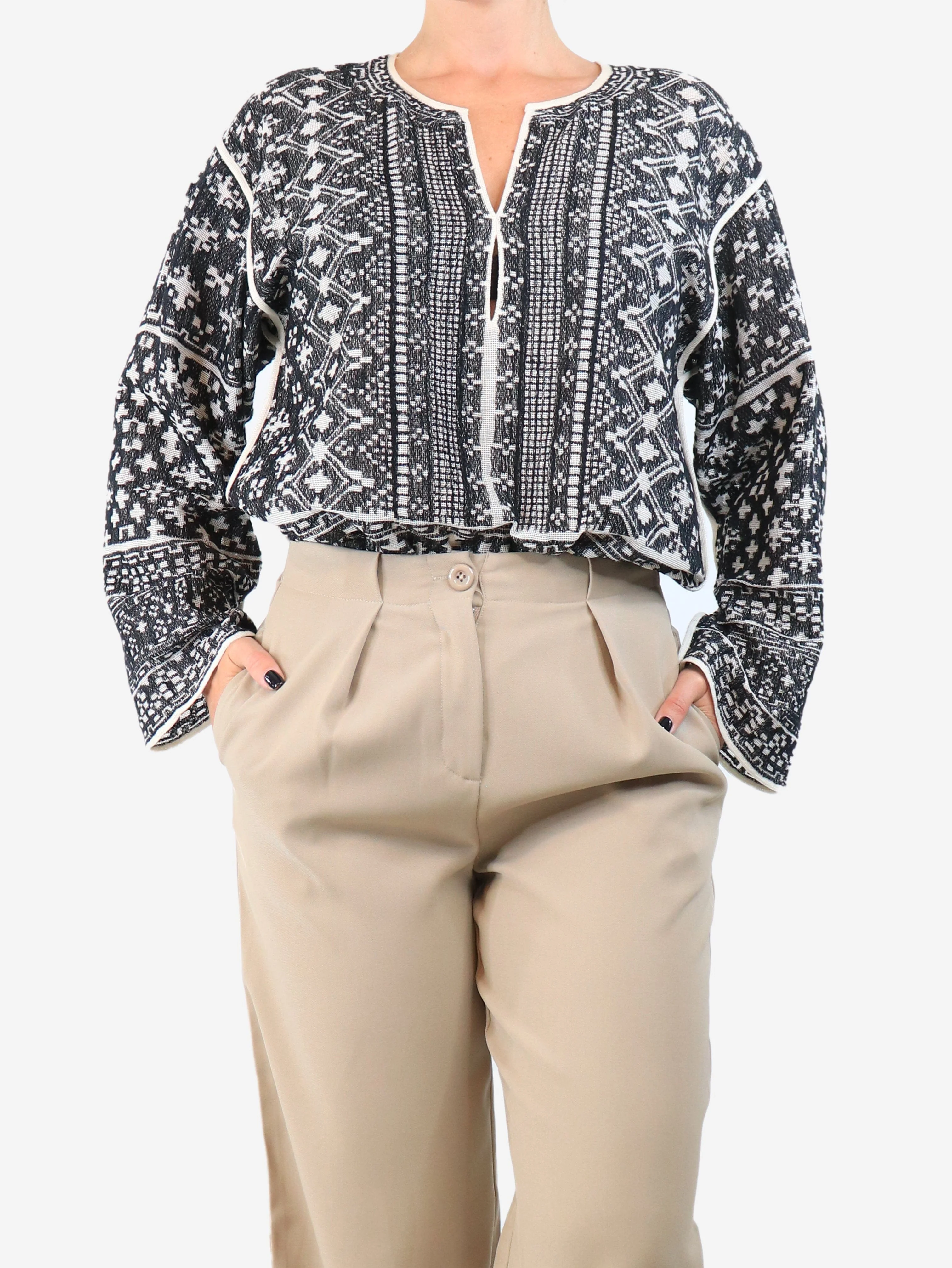 Black and neutral patterned top - size M - Image 3
