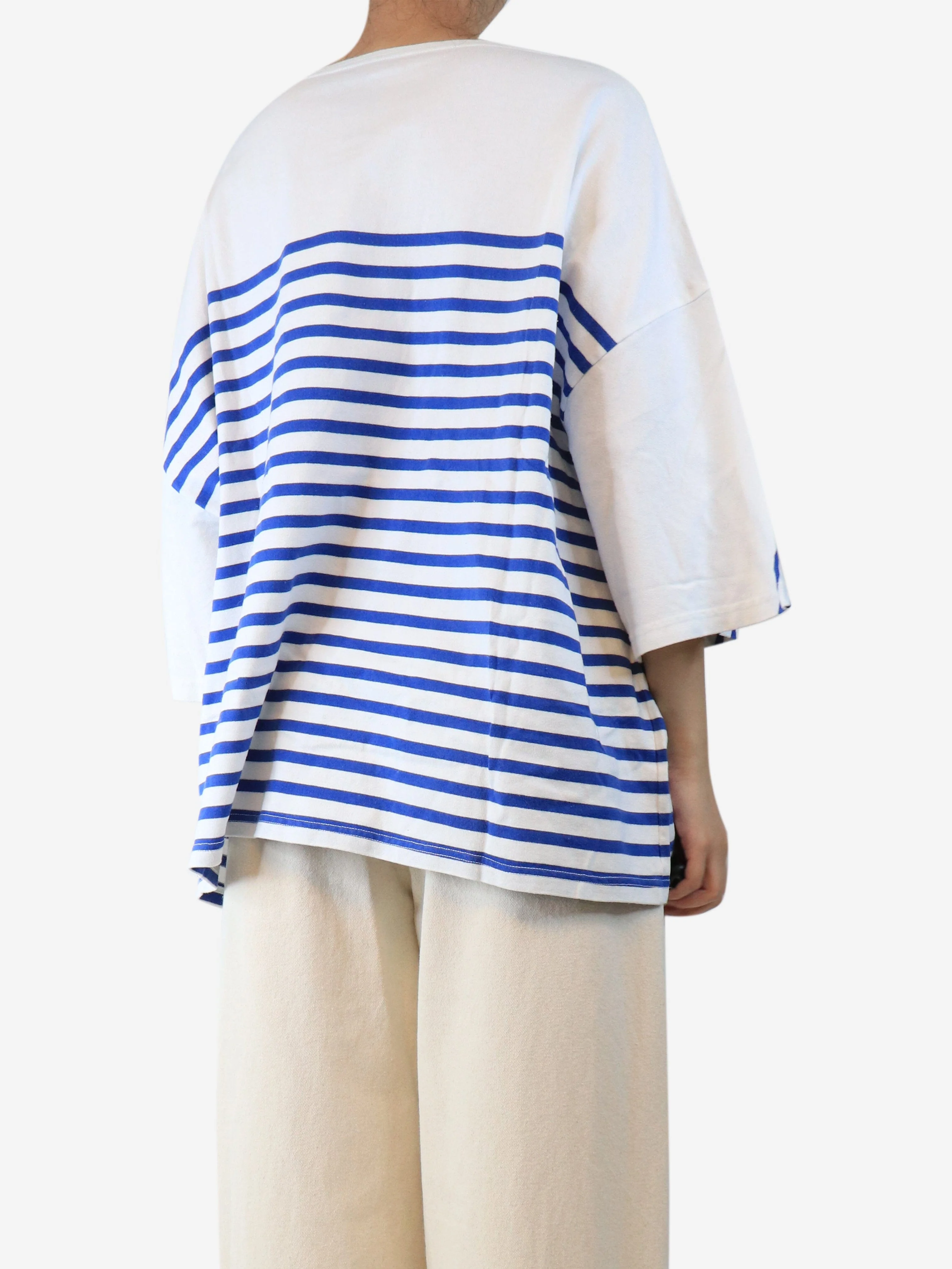 Blue and white striped top - size M - Image 2