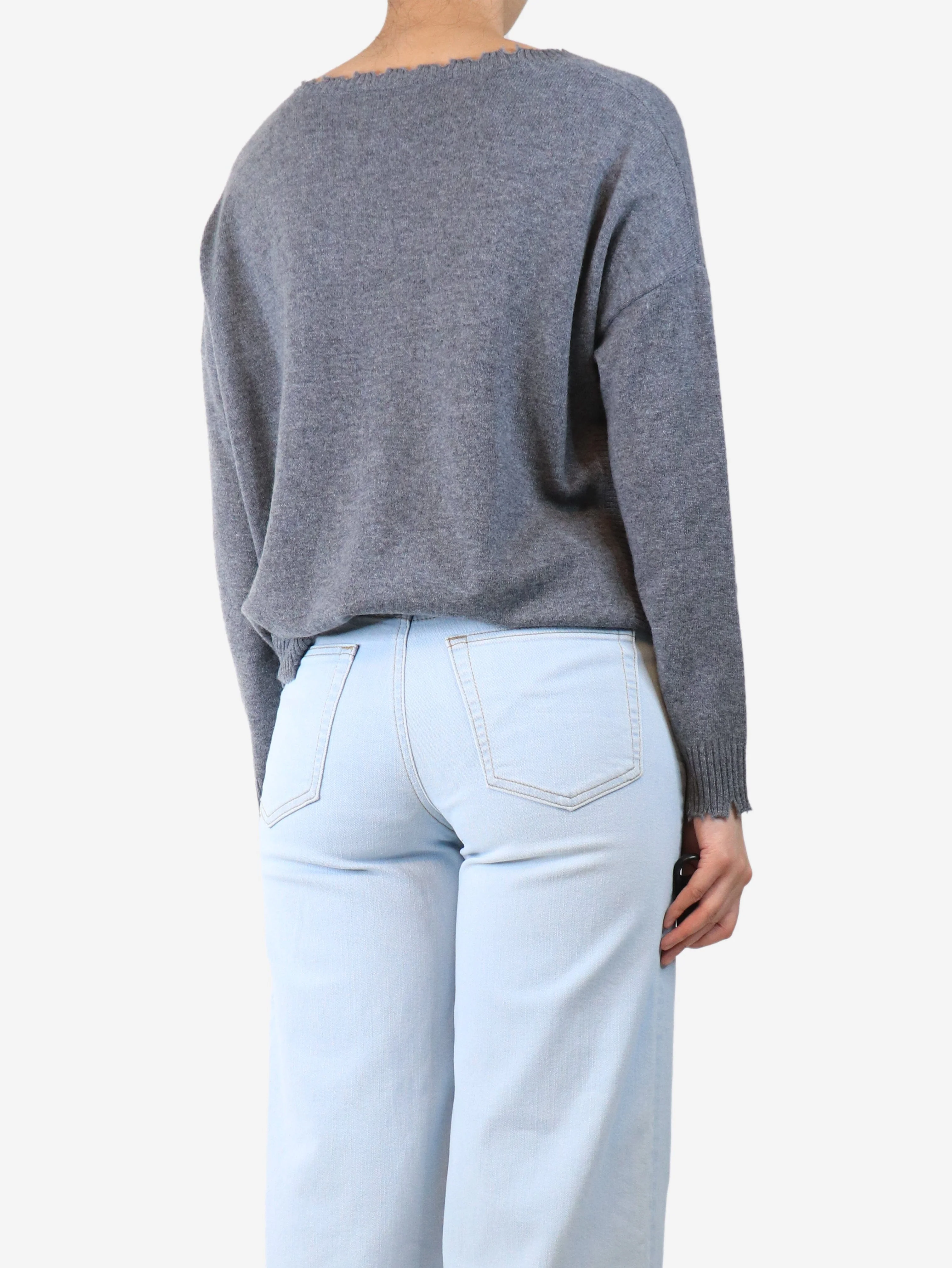 Grey distressed cashmere jumper - size S - Image 2